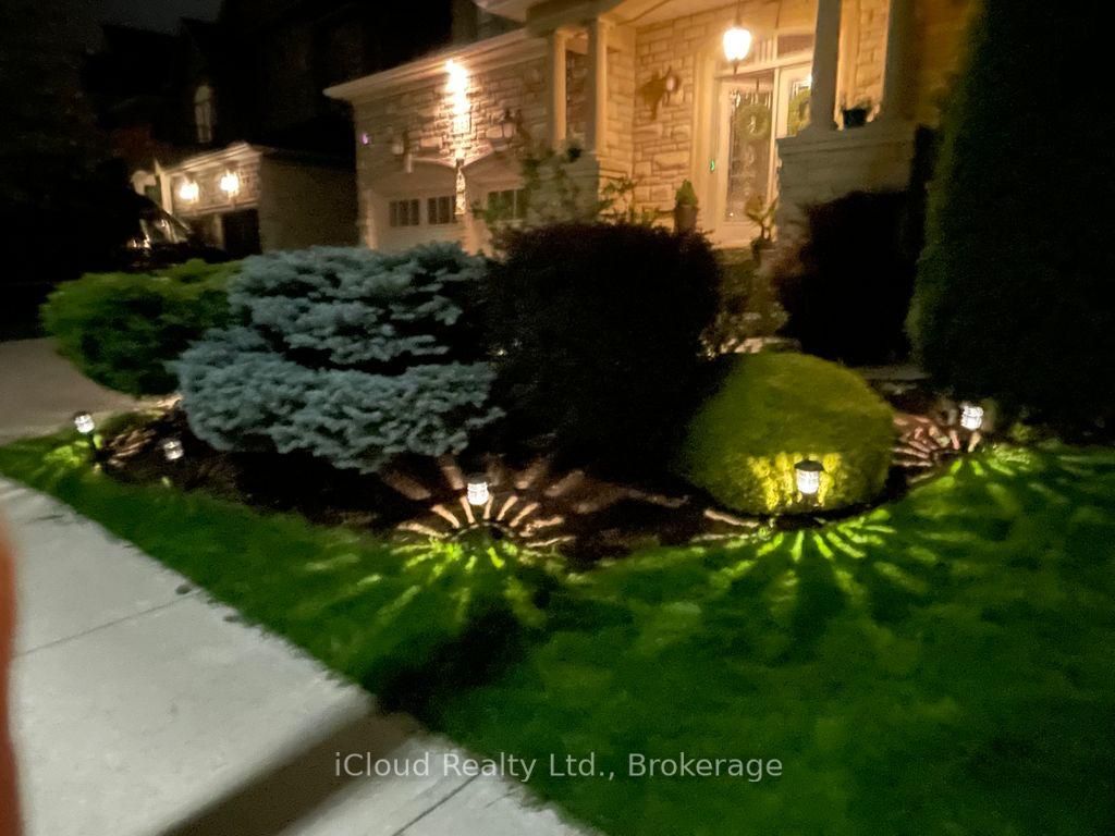 2343 North Ridge Trail, Oakville, ON L6H 0A8 photo 4