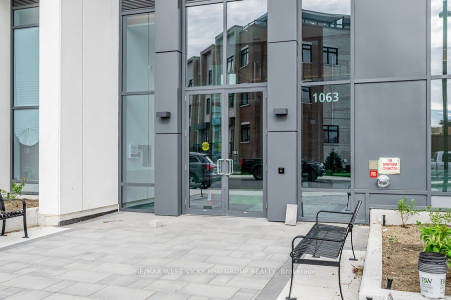 1063 Douglas Mccurdy Comm Circle 1006, Mississauga, ON L5G 0C5 photo 2
