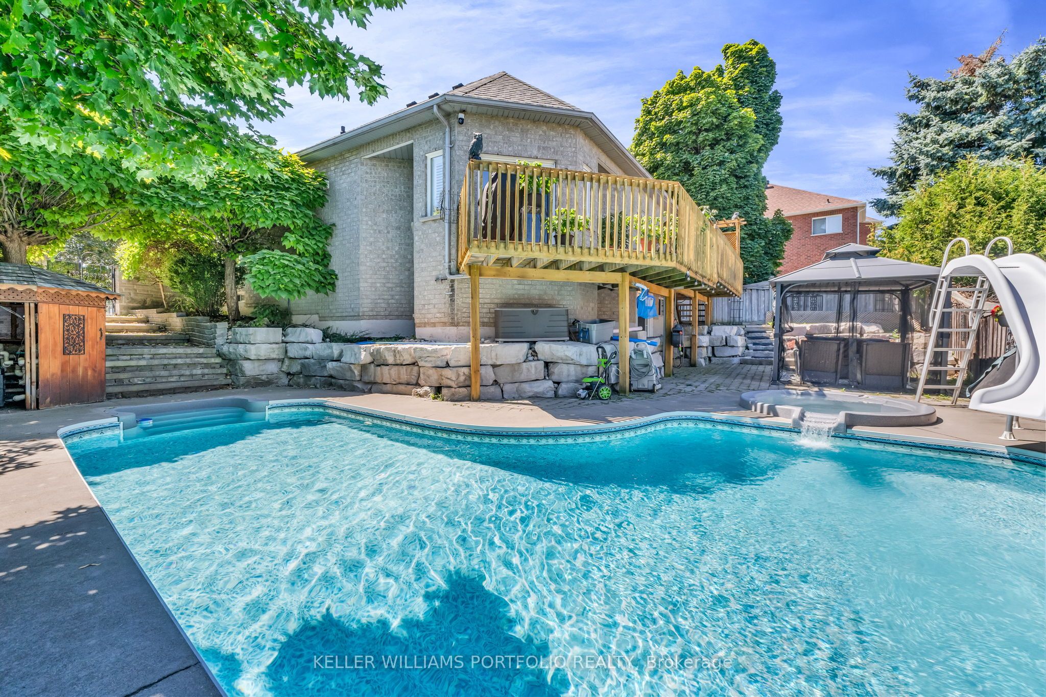 8 Vista View Court, Caledon, ON L7C 1E1 photo 2