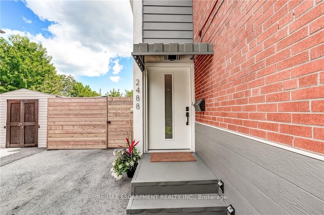 2488 Brookhurst Road, Mississauga, ON L5J 1R3 photo 4