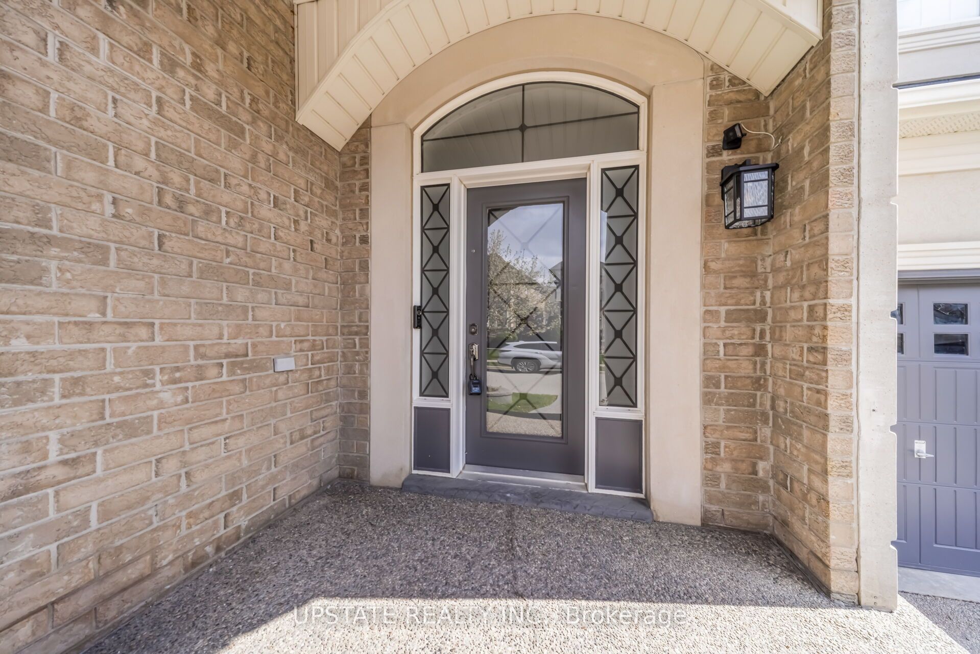 19 Eaglesprings Crescent, Brampton, ON L6P 2V8 photo 3
