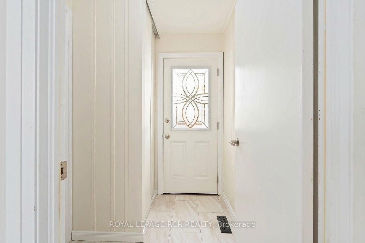 338 Whitehead Crescent Basement, Caledon, ON L7E 3Y4 photo 4