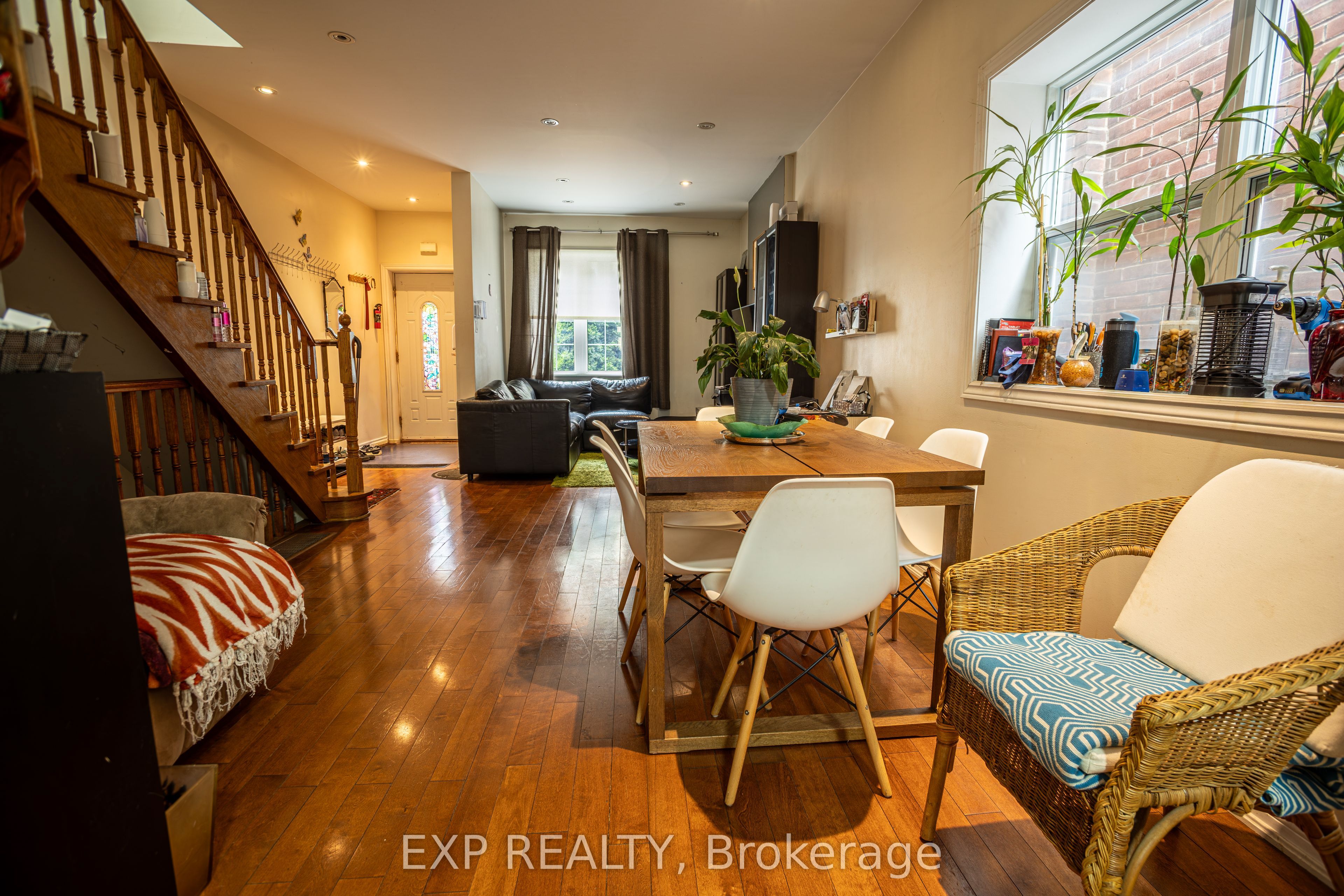 971 Lansdowne Avenue, Toronto, ON M6H 3Z5 photo 5