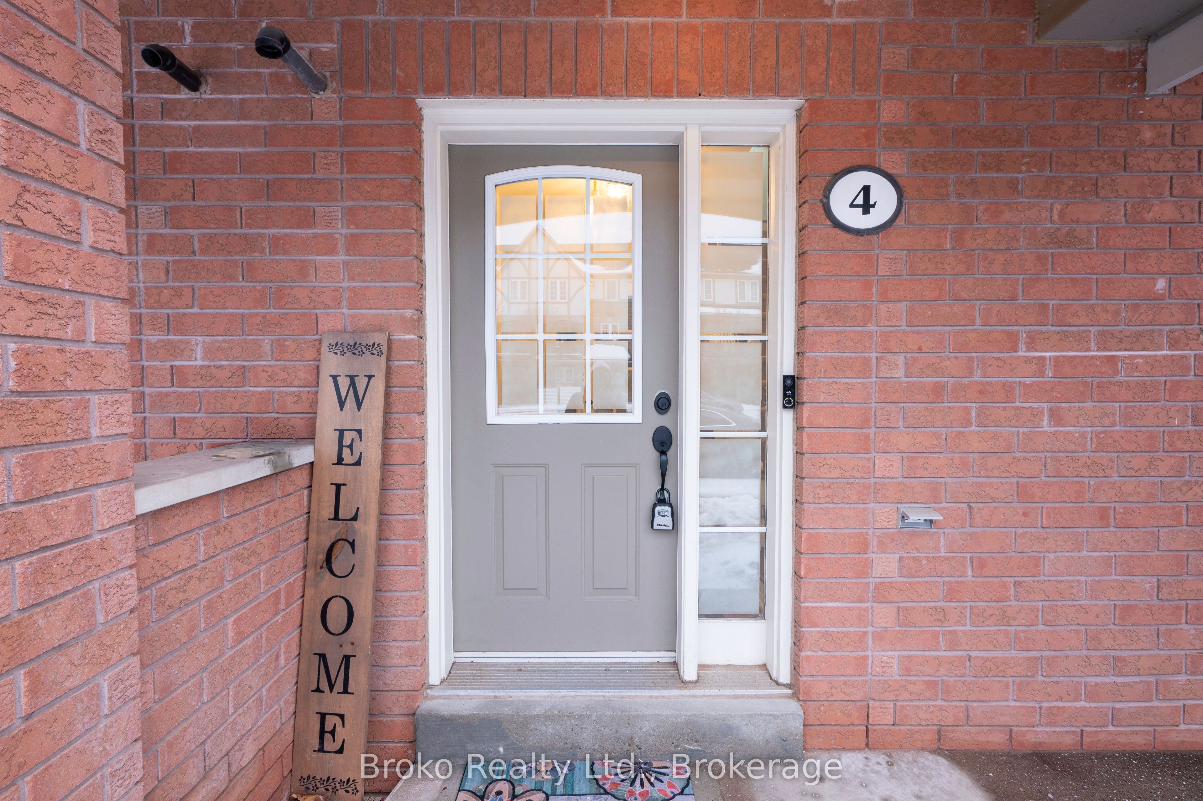 2360 Parkhaven Boulevard 4, Oakville, ON L6H 7S6 photo 2