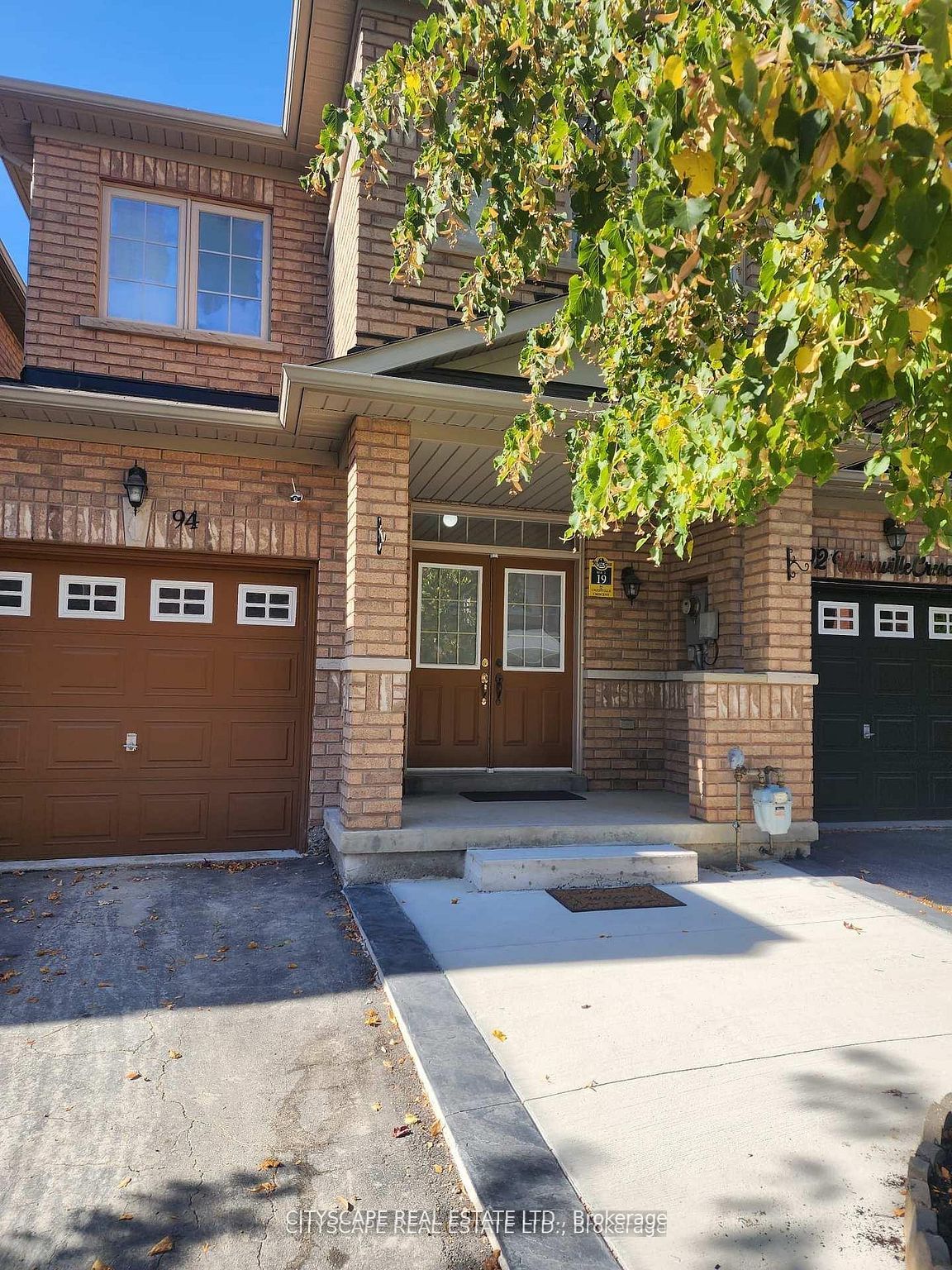 94 Unionville Crescent, Brampton, ON L6P 2Z4 photo 2
