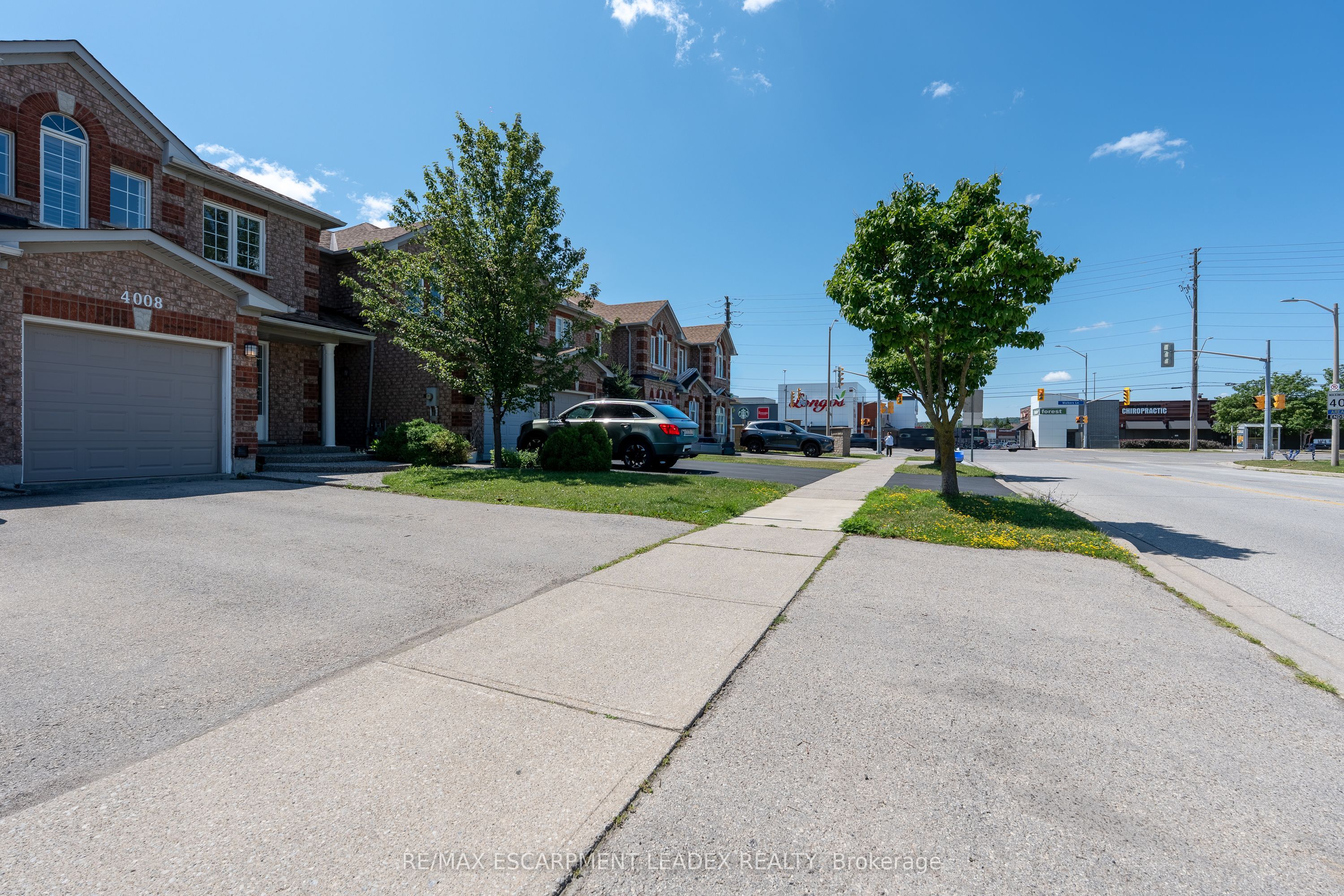 4008 Berton Avenue, Burlington, ON L7M 4M6 photo 2