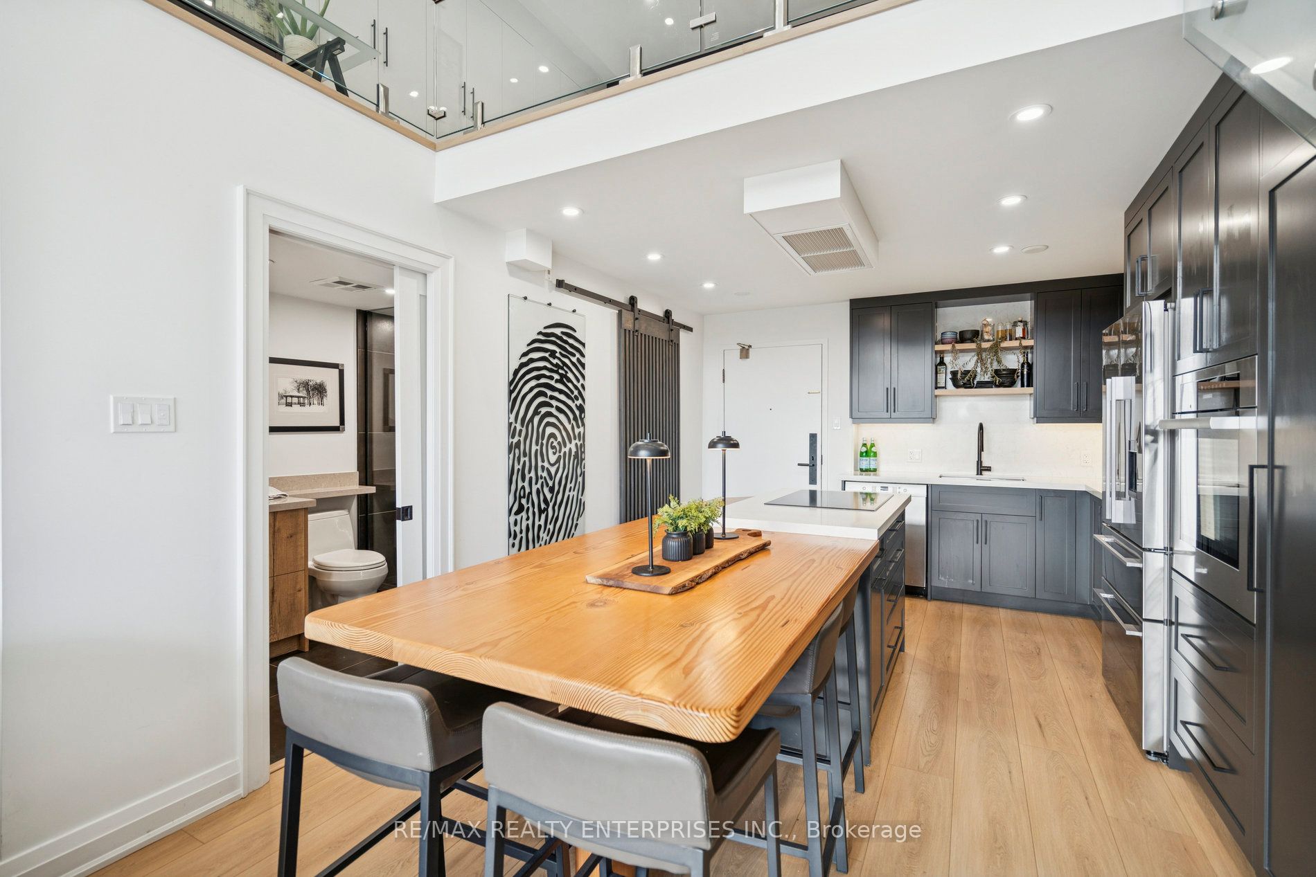 185 Robinson Street PH08, Oakville, ON L6J 7P6 photo 3