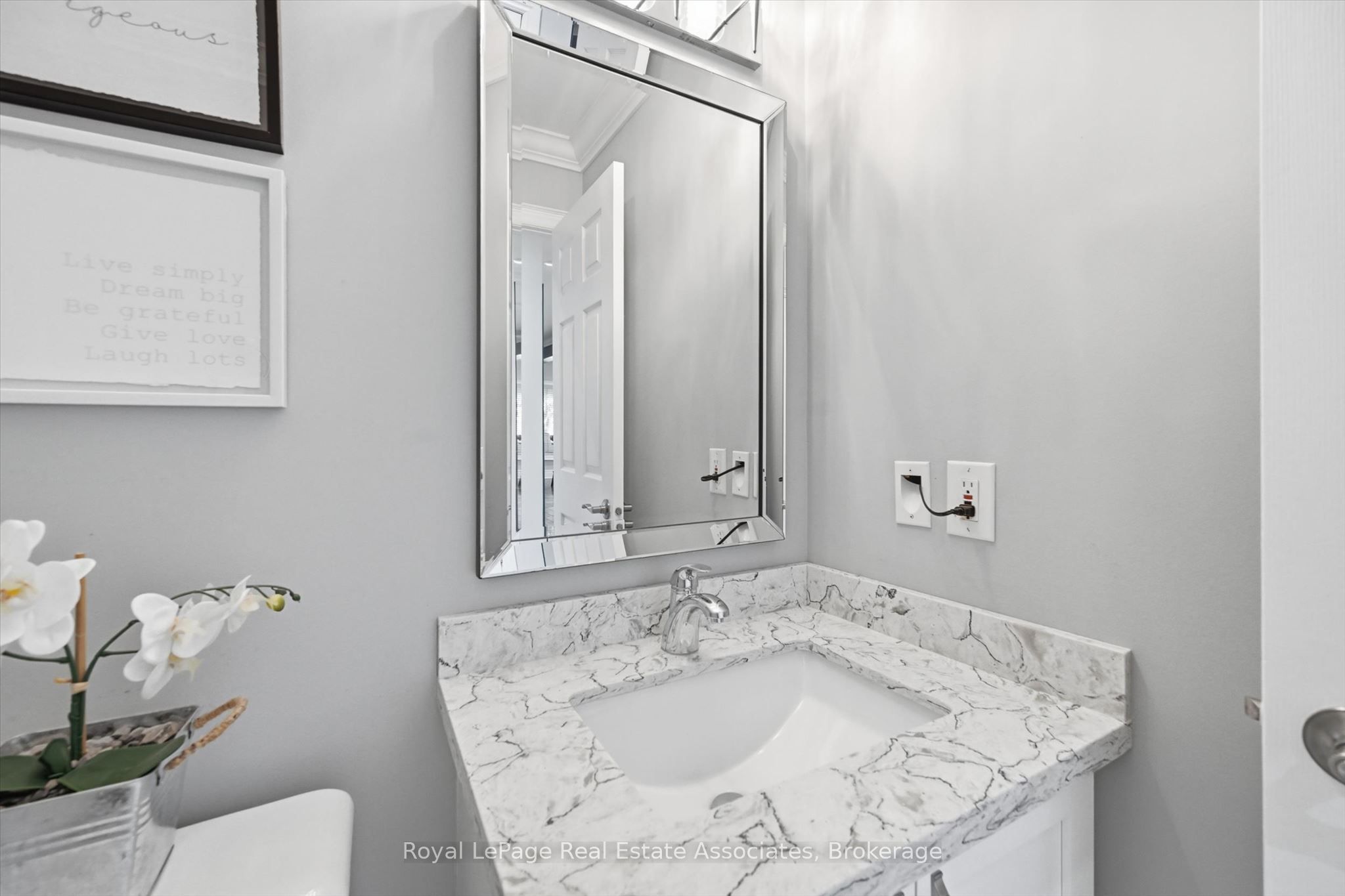 2312 Ridgeview Court, Burlington, ON L7M 4N5 photo 5