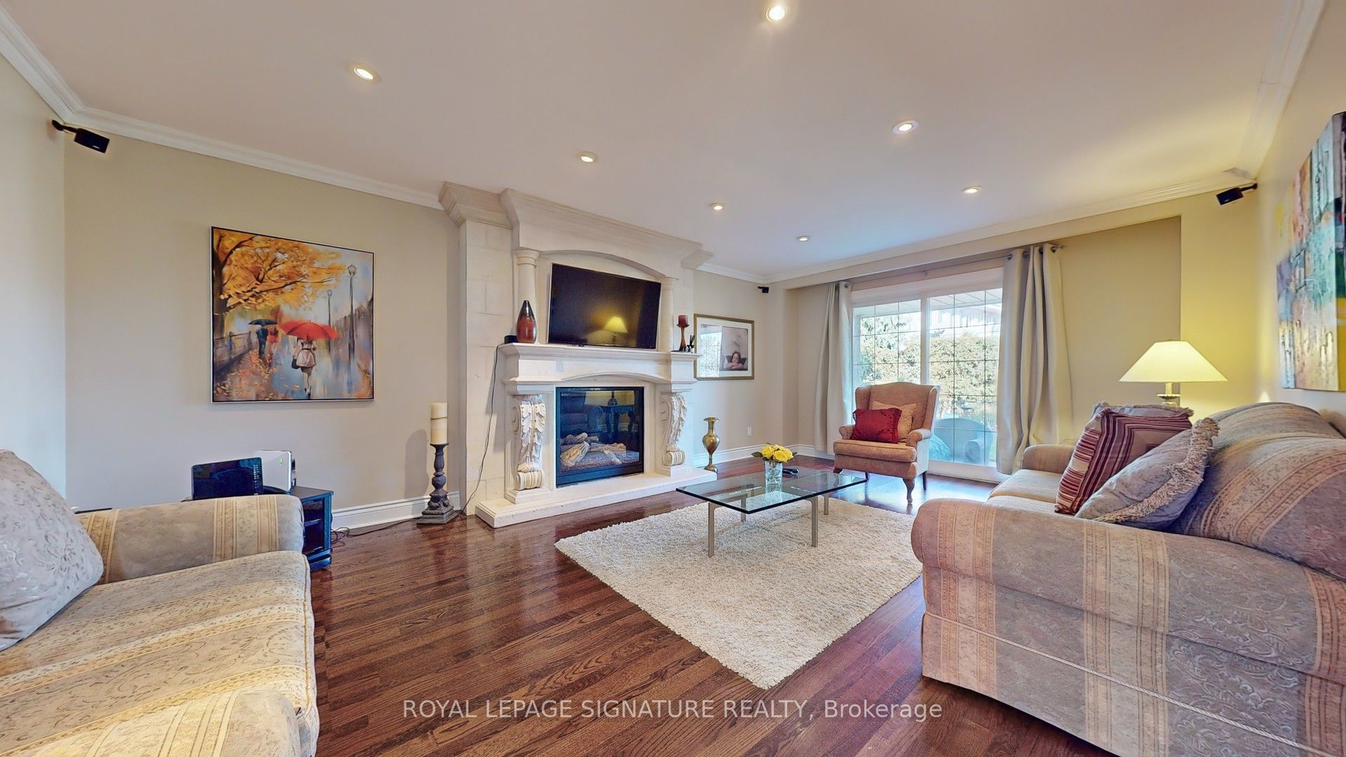 1534 Carrington Road, Mississauga, ON L5M 2K1 photo 2