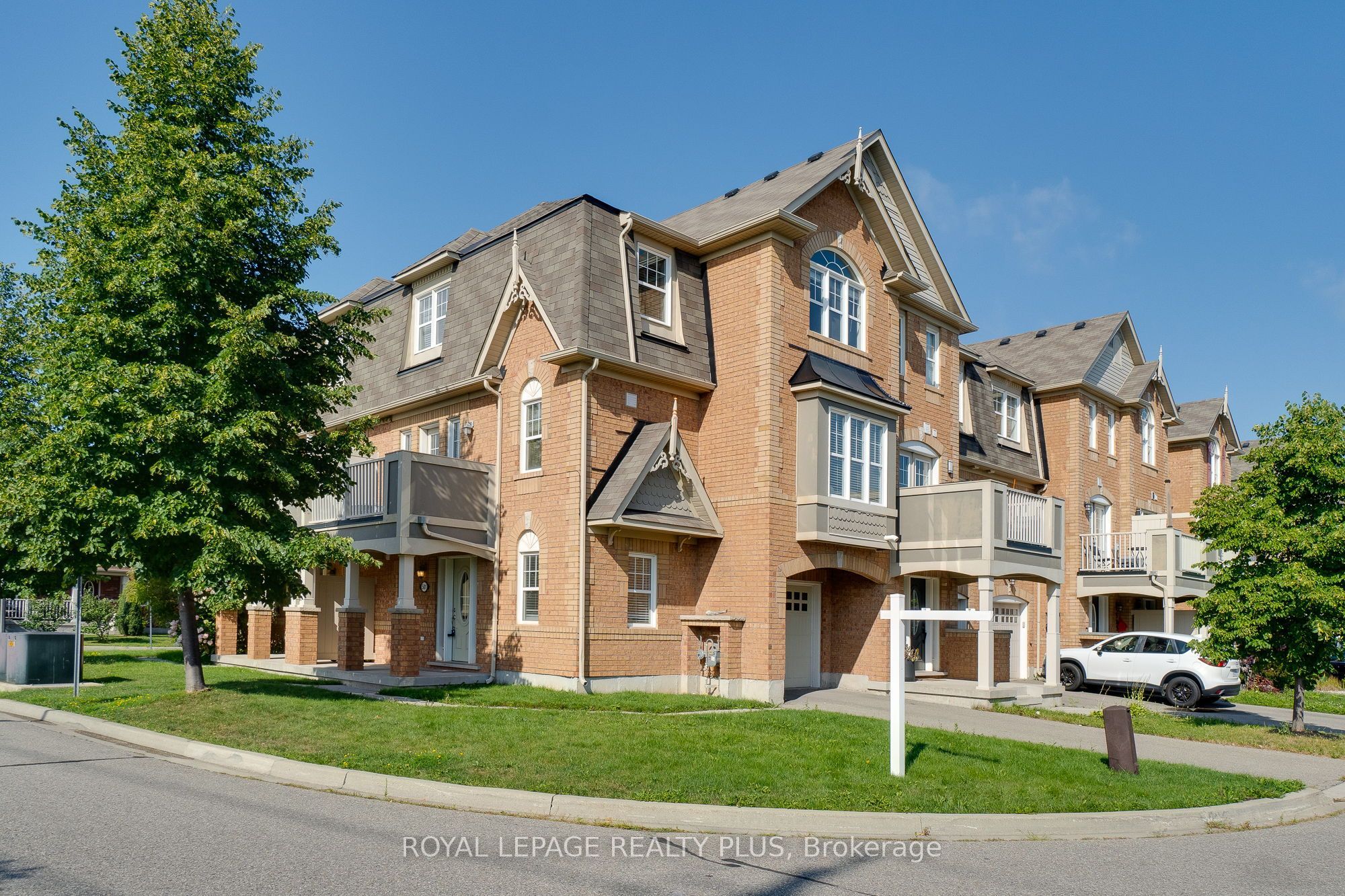 501 Cavanagh Lane, Milton, ON L9T 8G3
