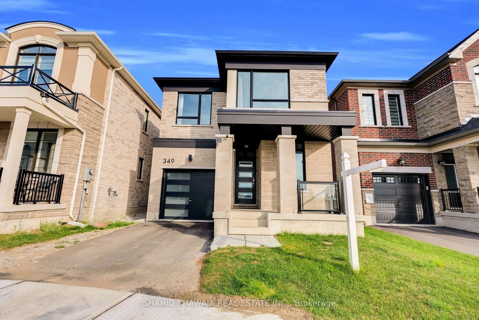 349 Marigold Court, Milton, ON L9E 2B9 photo 2