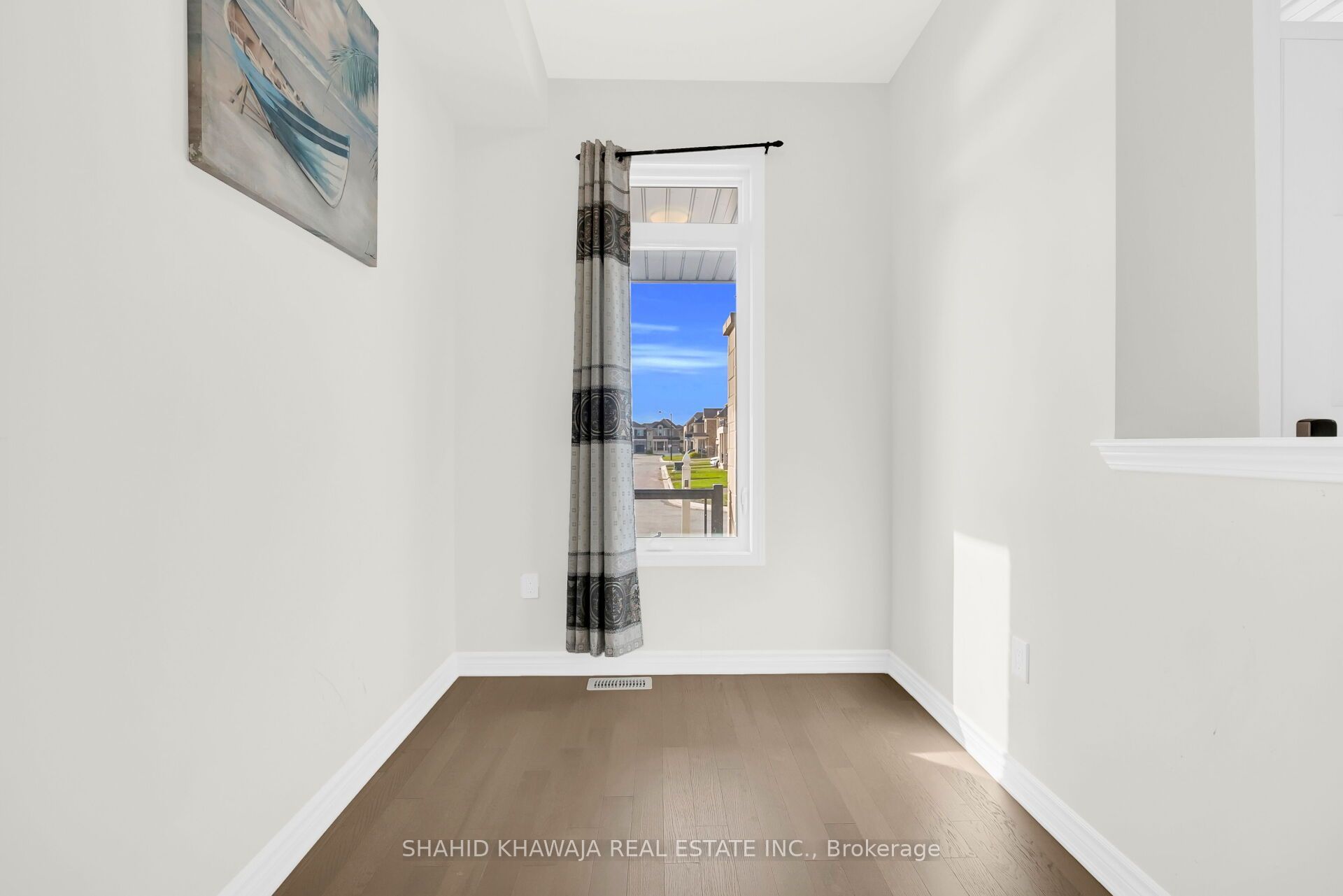 349 Marigold Court, Milton, ON L9E 2B9 photo 5