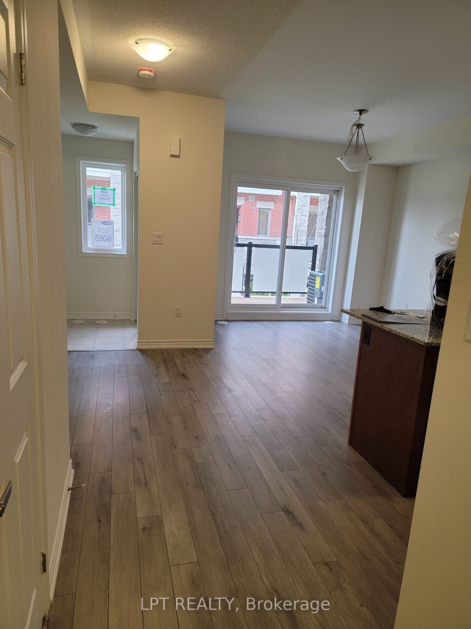 240 Lagerfeld Drive 6, Brampton, ON L7A 5G9 photo 5