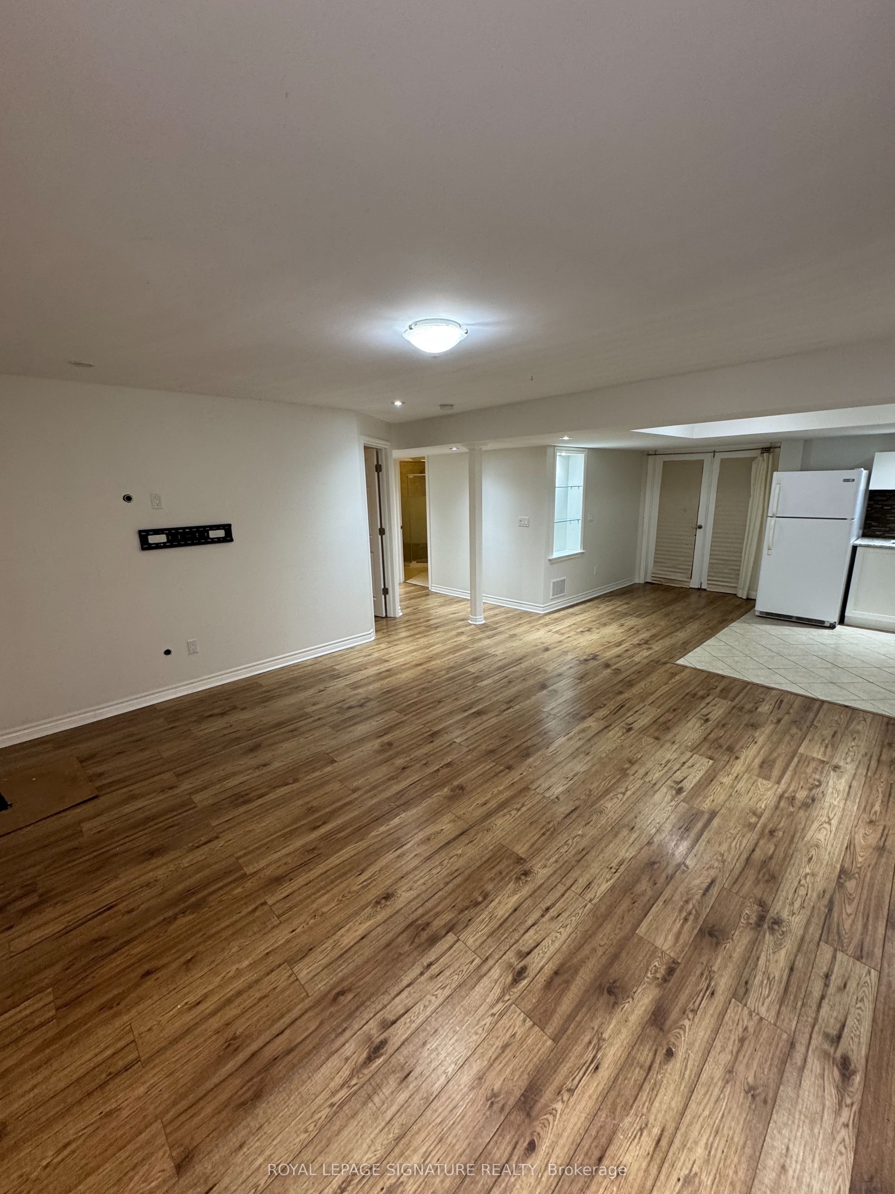 301 Peregrine Way Basement-B, Milton, ON L9T 7N6 photo 4