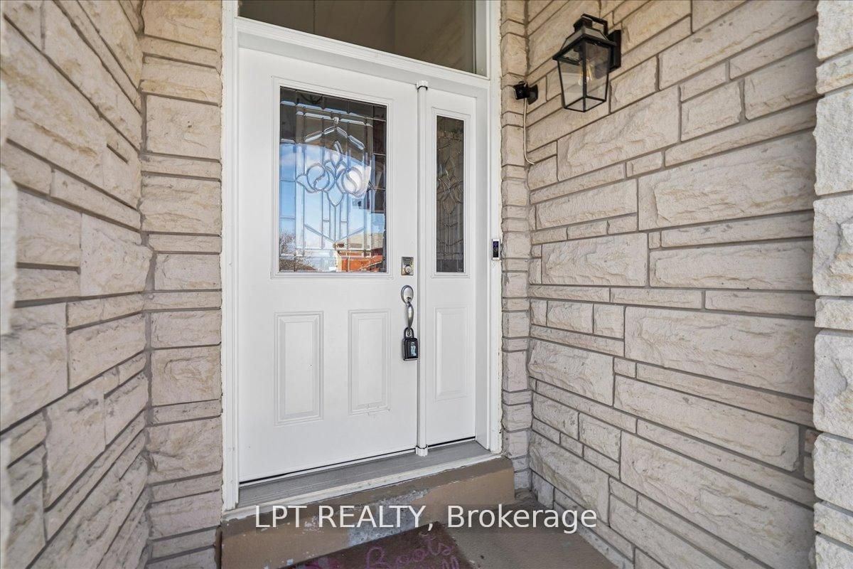 19 Terrastone Court, Caledon, ON L7E 2H1 photo 3