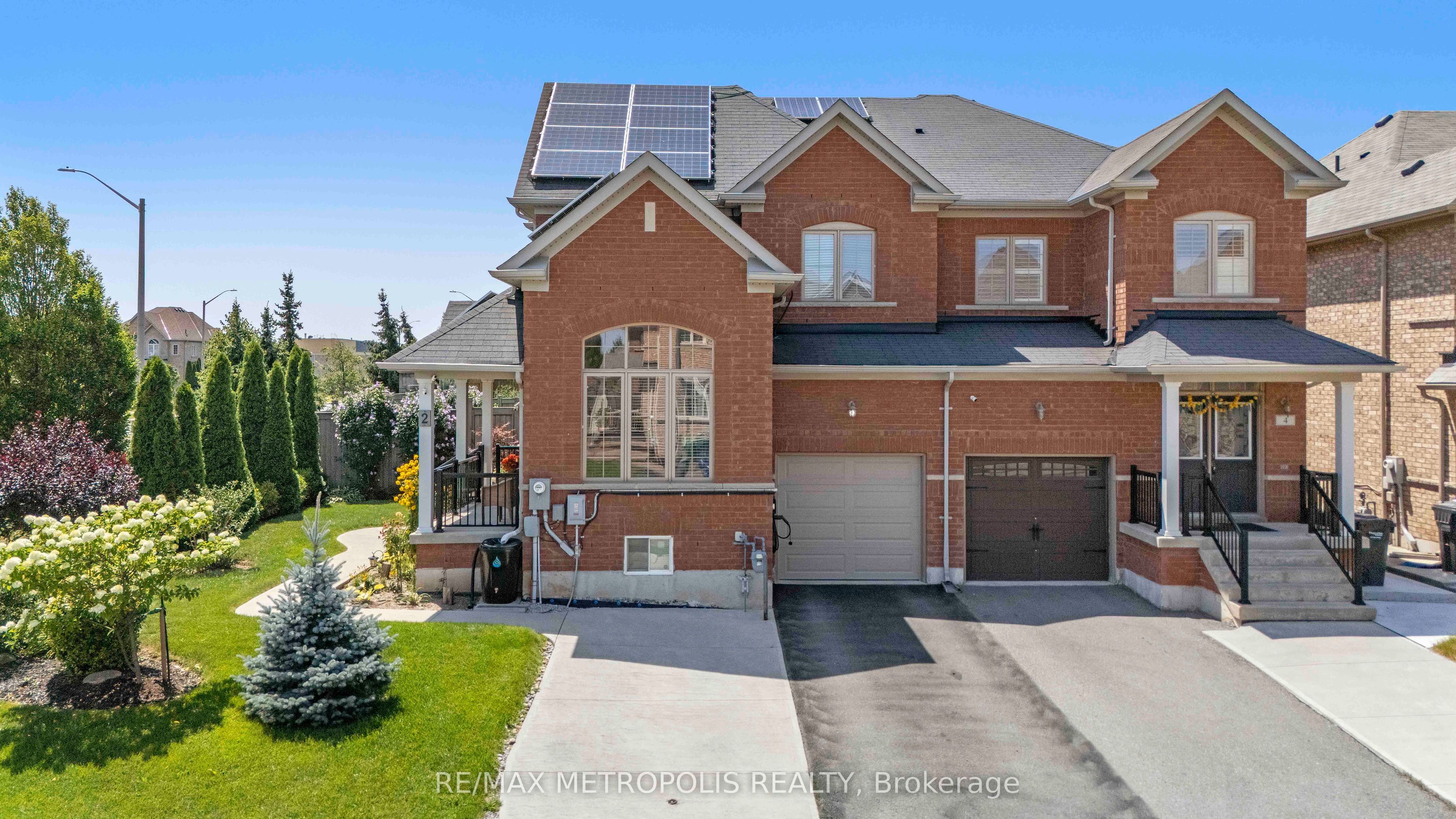 2 Brentwick Drive, Brampton, ON L6X 3B3 photo 4