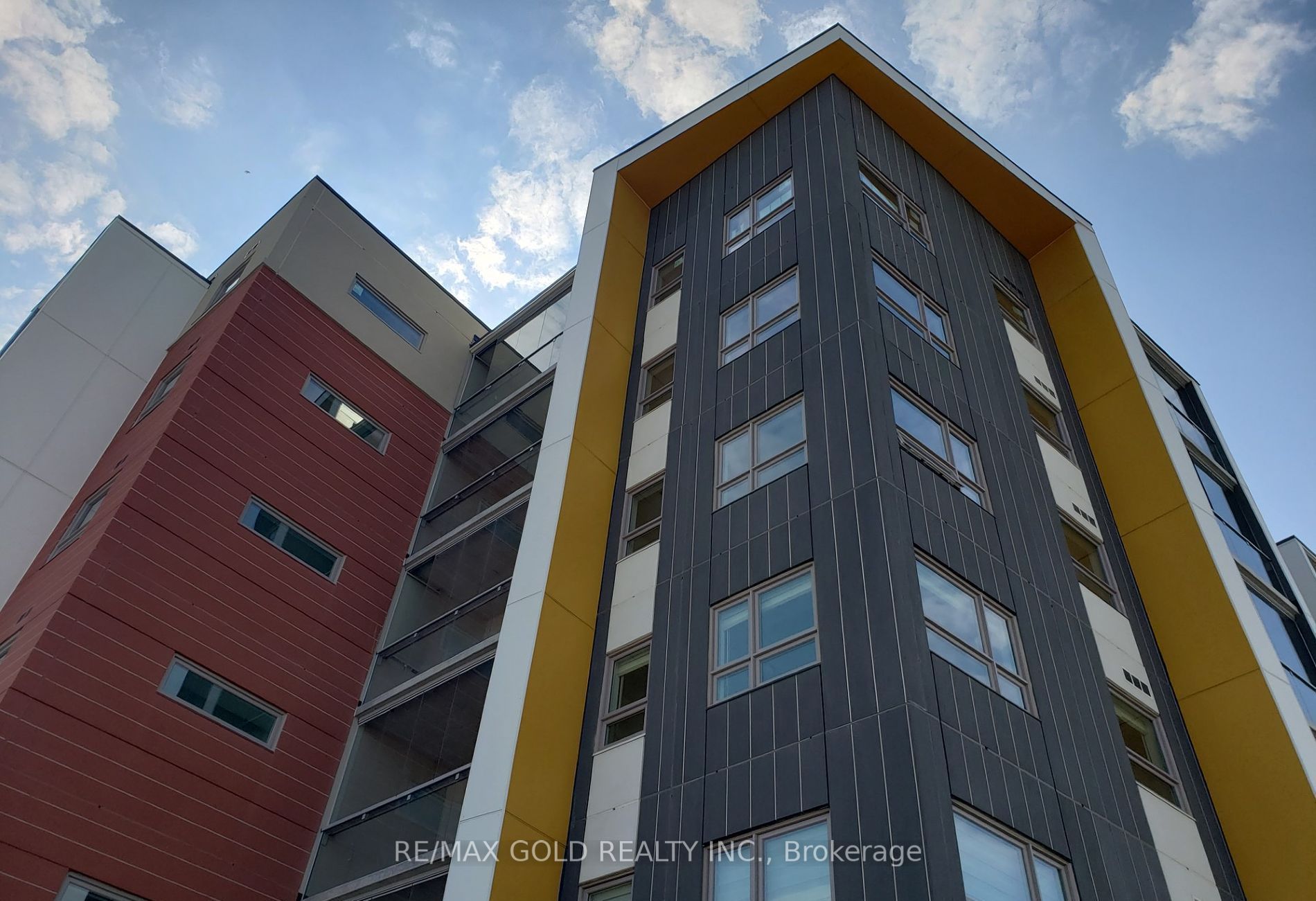 200 Lagerfeld Drive E 414, Brampton, ON L7A 5G5 photo 2