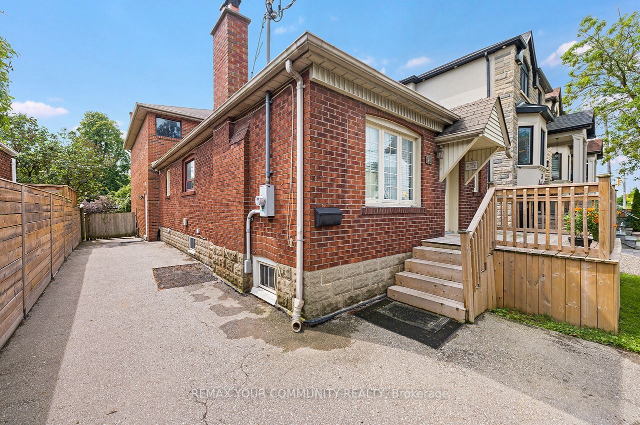 73 Struthers Street, Toronto, ON M8V 1Y2 photo 2
