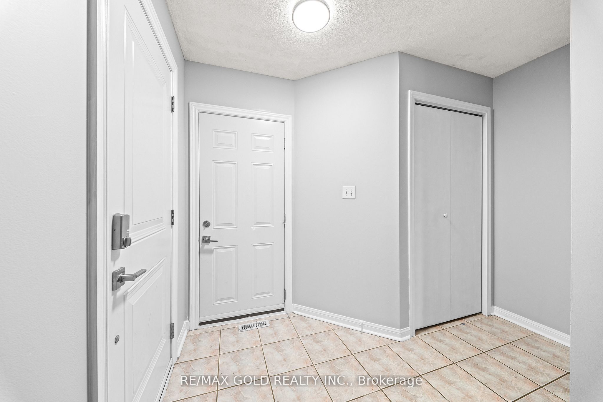 92 Dandelion Road, Brampton, ON L6R 1Y1 photo 5