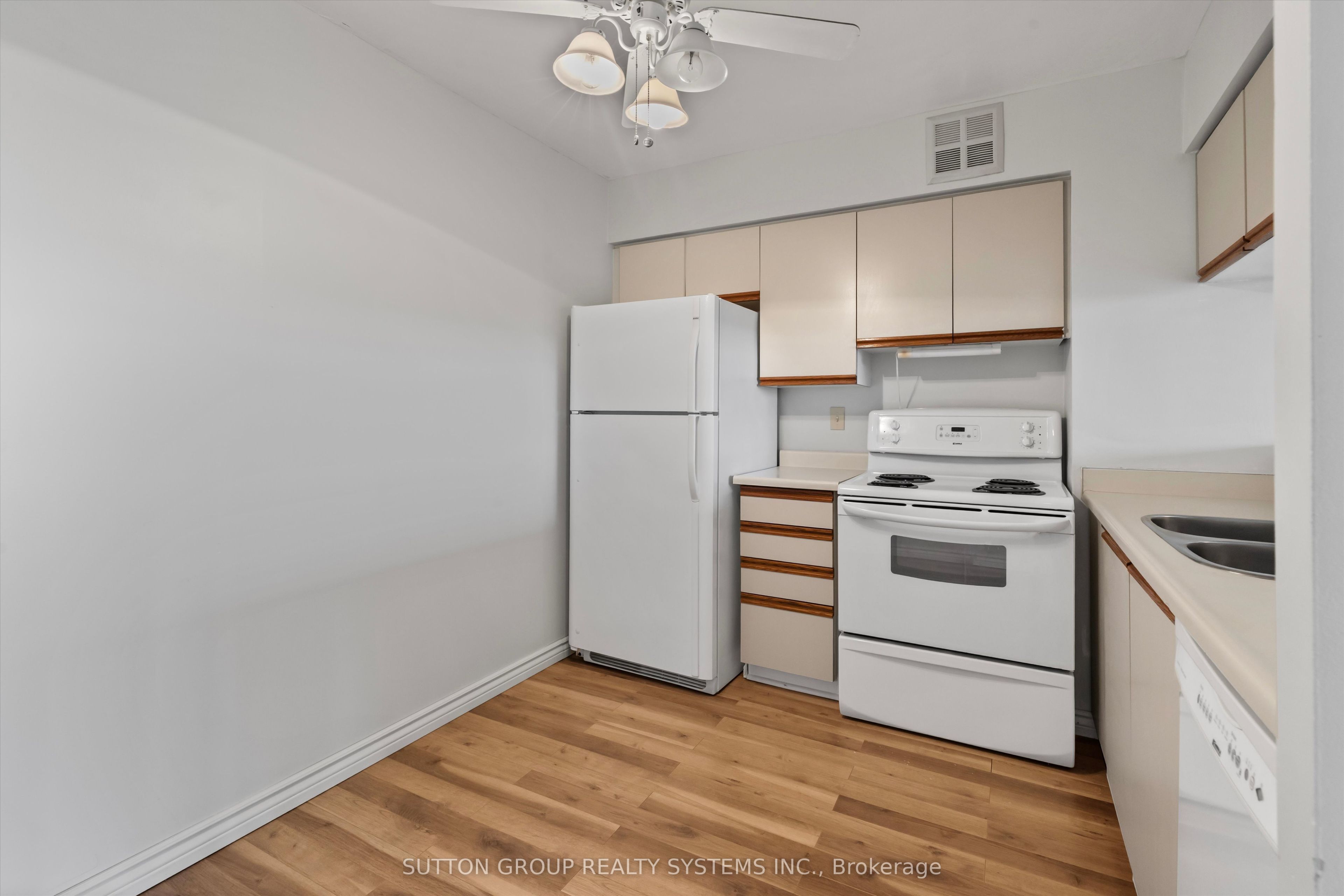 26 Hanover Road 609, Brampton, ON L6S 4T2 photo 5