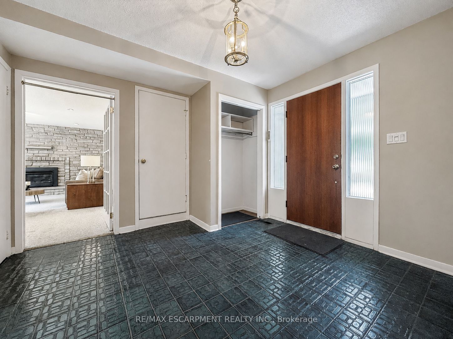 1320 Gatehouse Drive, Mississauga, ON L5H 1A5 photo 5