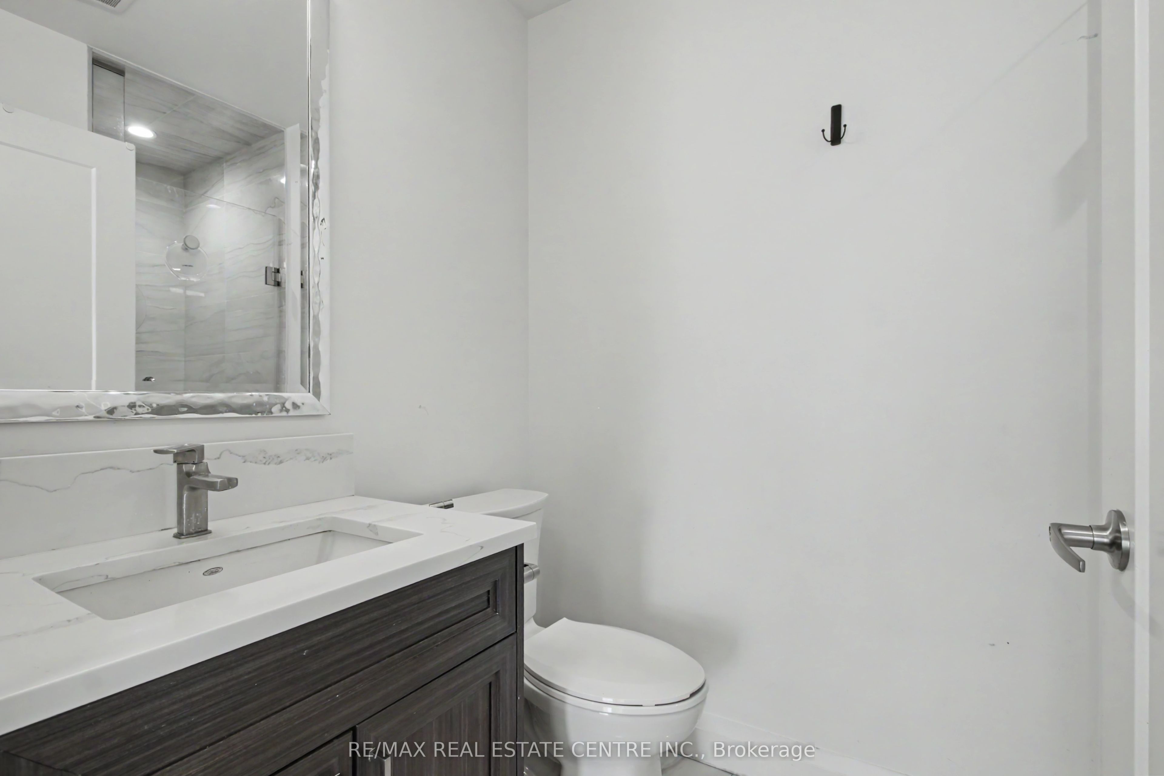 500 Brock Avenue 702, Burlington, ON L7S 0A5 photo 4