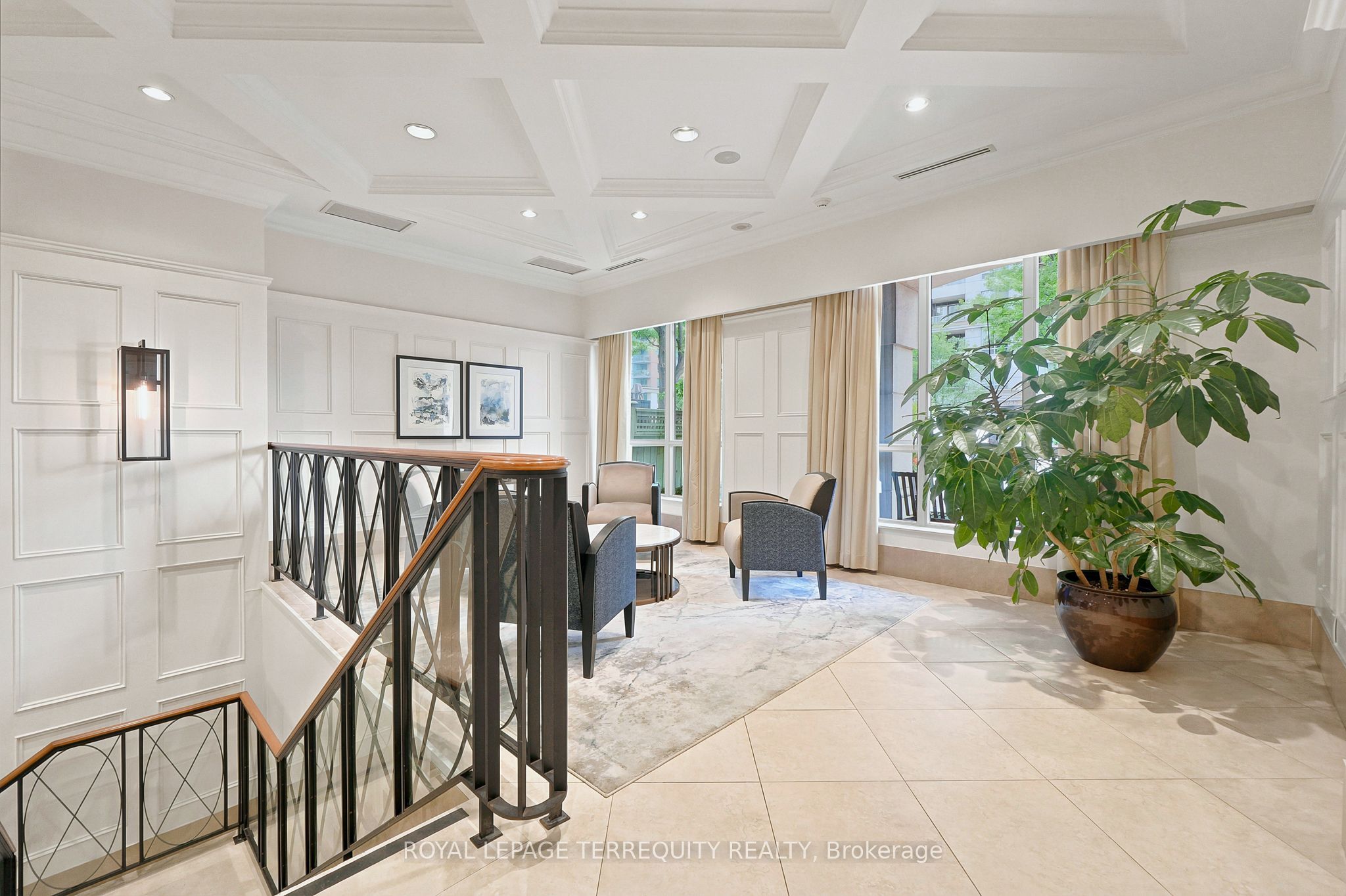 5229 Dundas Street W 405, Toronto, ON M9B 6L9 photo 4