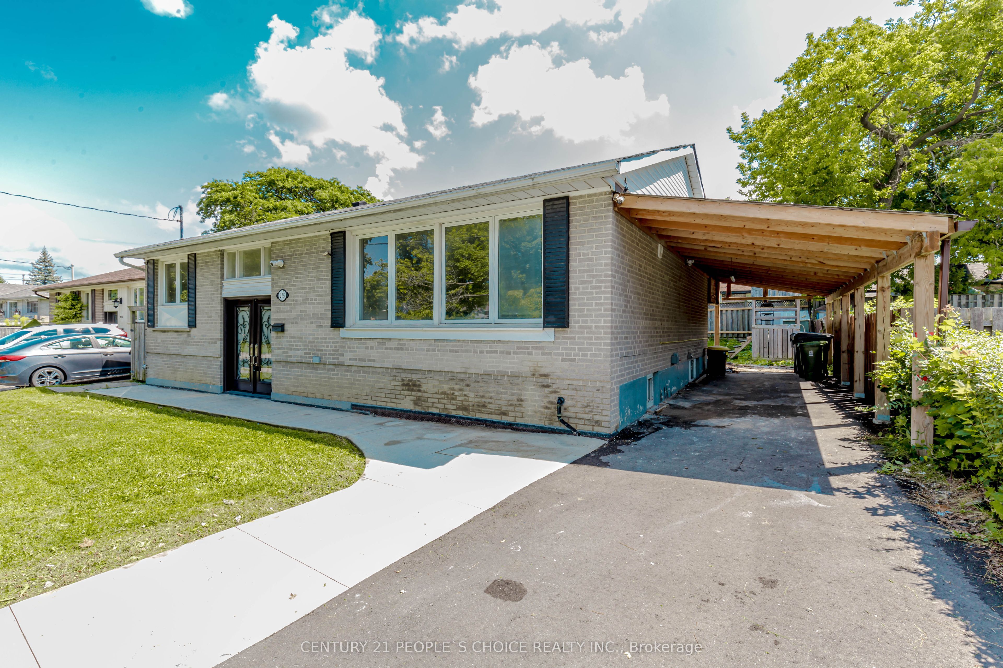 215 Jeffcoat Drive, Toronto, ON M9W 3E2 photo 5
