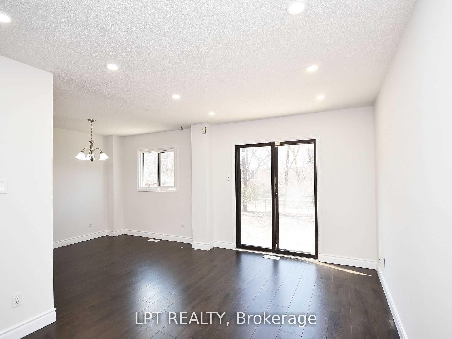 93 Martindale Crescent, Brampton, ON L6X 2T8 photo 5
