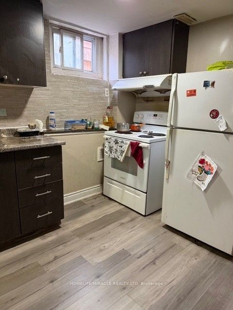 43 Corby Crescent, Brampton, ON L6Y 1H3 photo 5