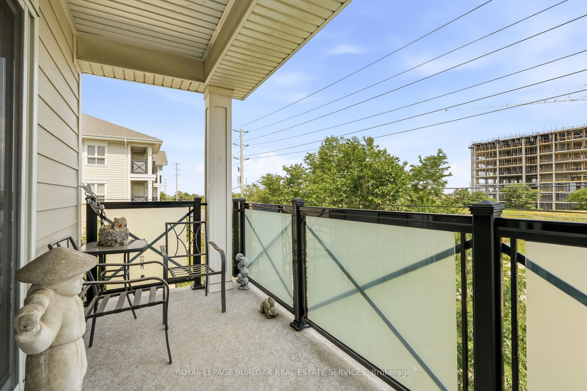 1045 Nadalin Heights 309, Milton, ON L9T 8R5 photo 3