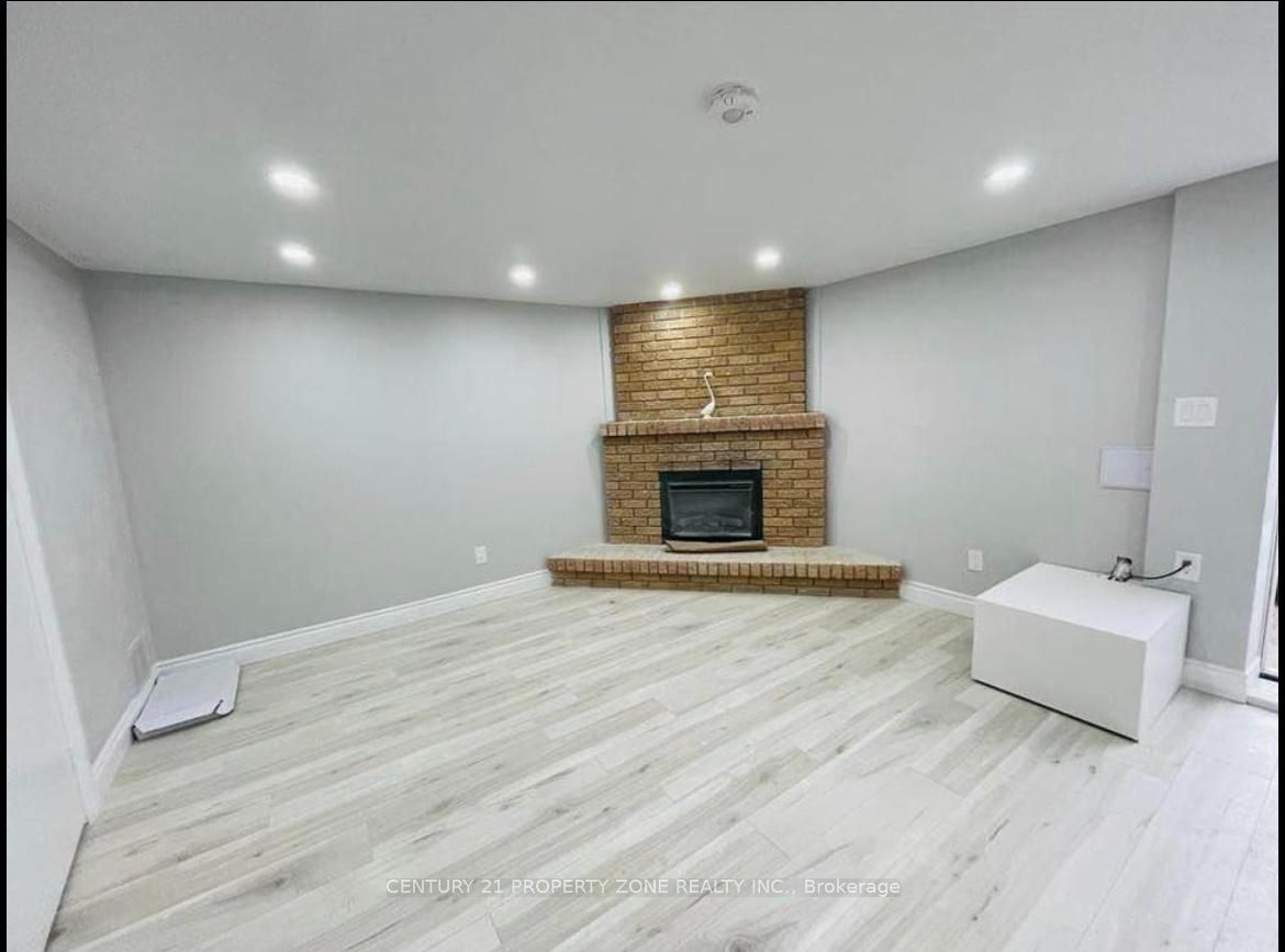 36 Winterfold #Bsmt Drive, Brampton, ON L6V 3T2 photo 3