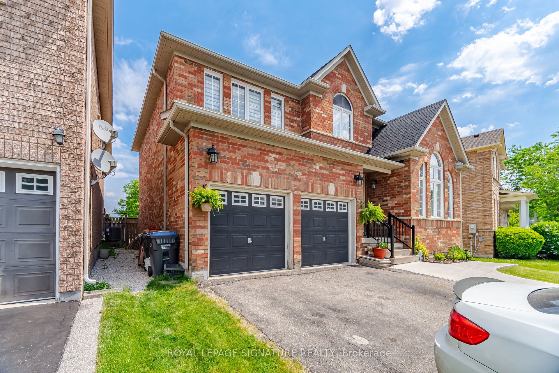 34 Nina Place N, Brampton, ON L7A 2E1 photo 3