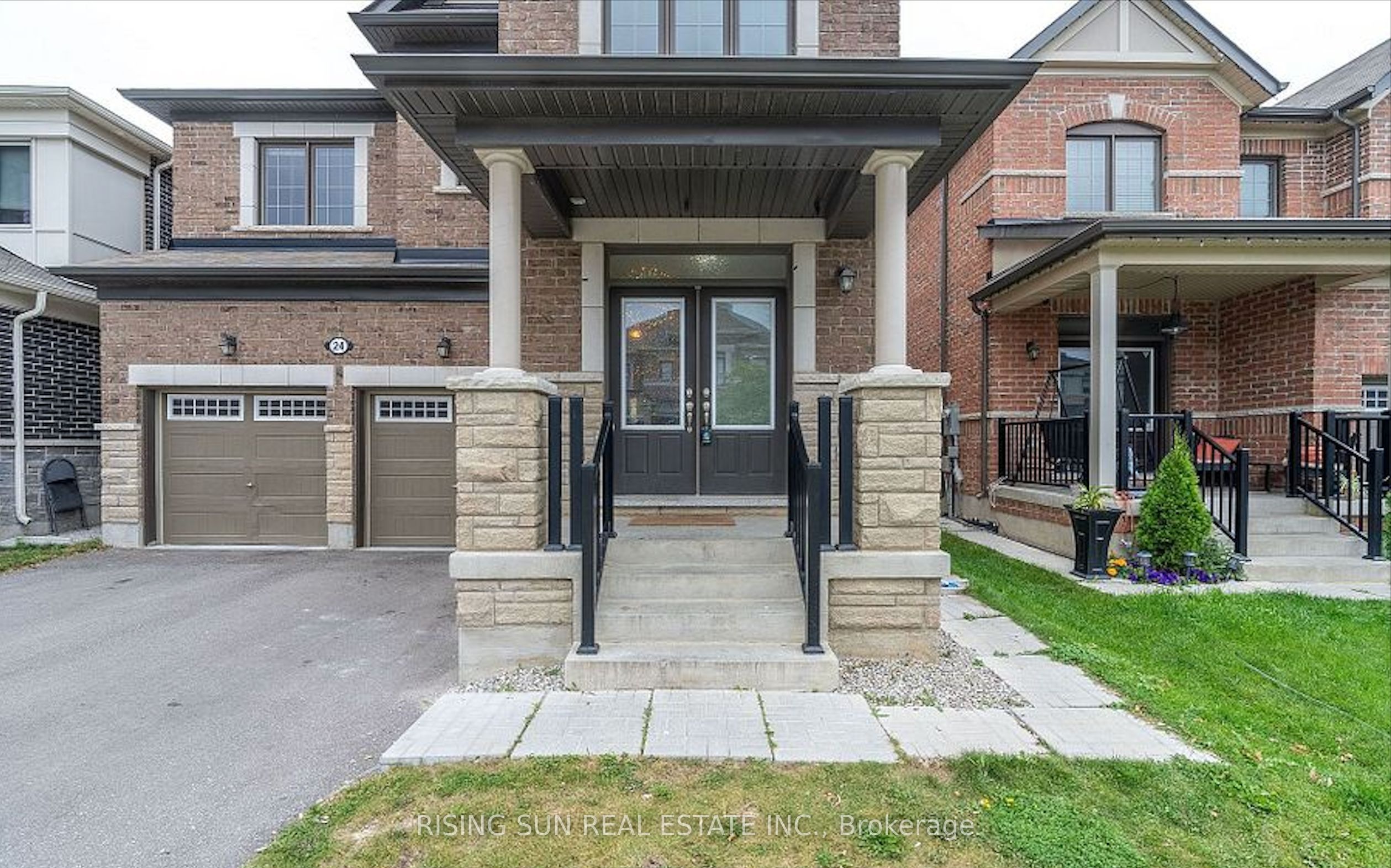 24 Herrick Drive, Brampton, ON L7A 5G2 photo 2