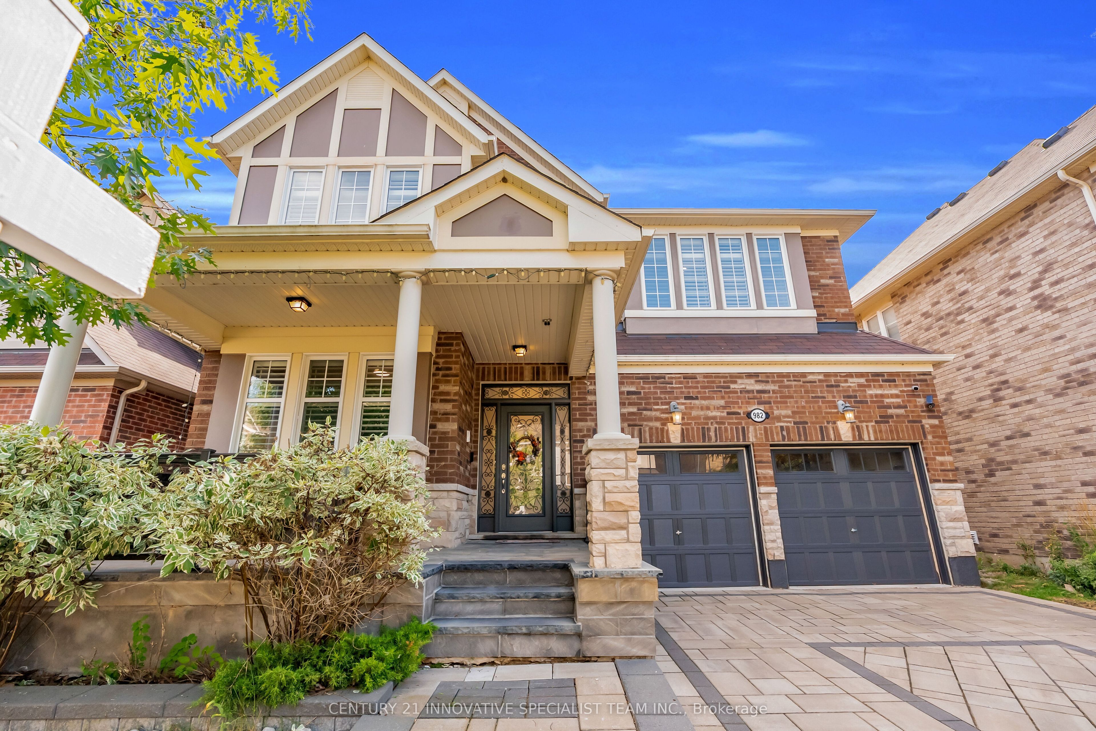 982 Syndenham Lane, Milton, ON L9T 8K1