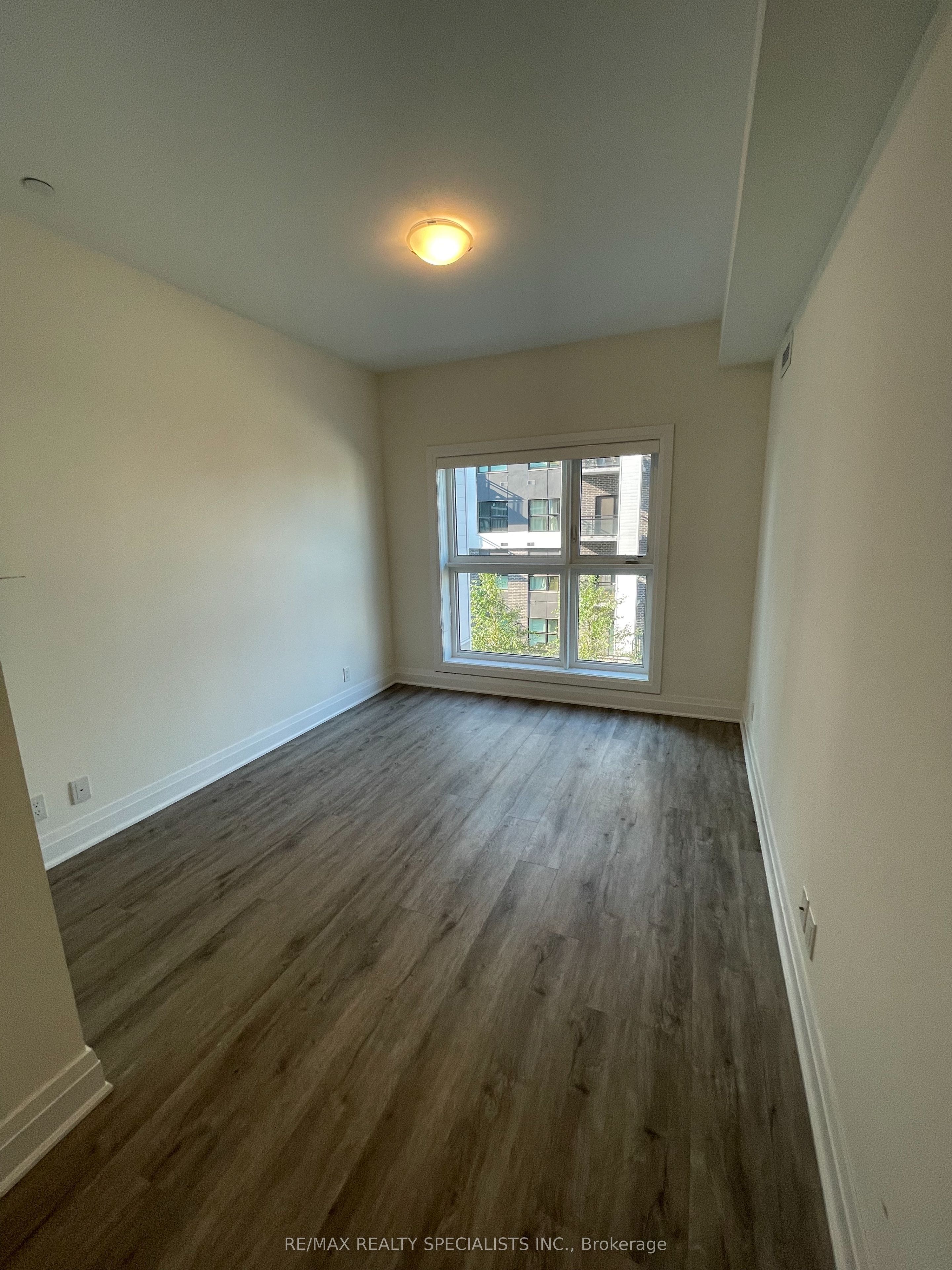 128 Grovewood Common 329, Oakville, ON L6H 0X3 photo 5