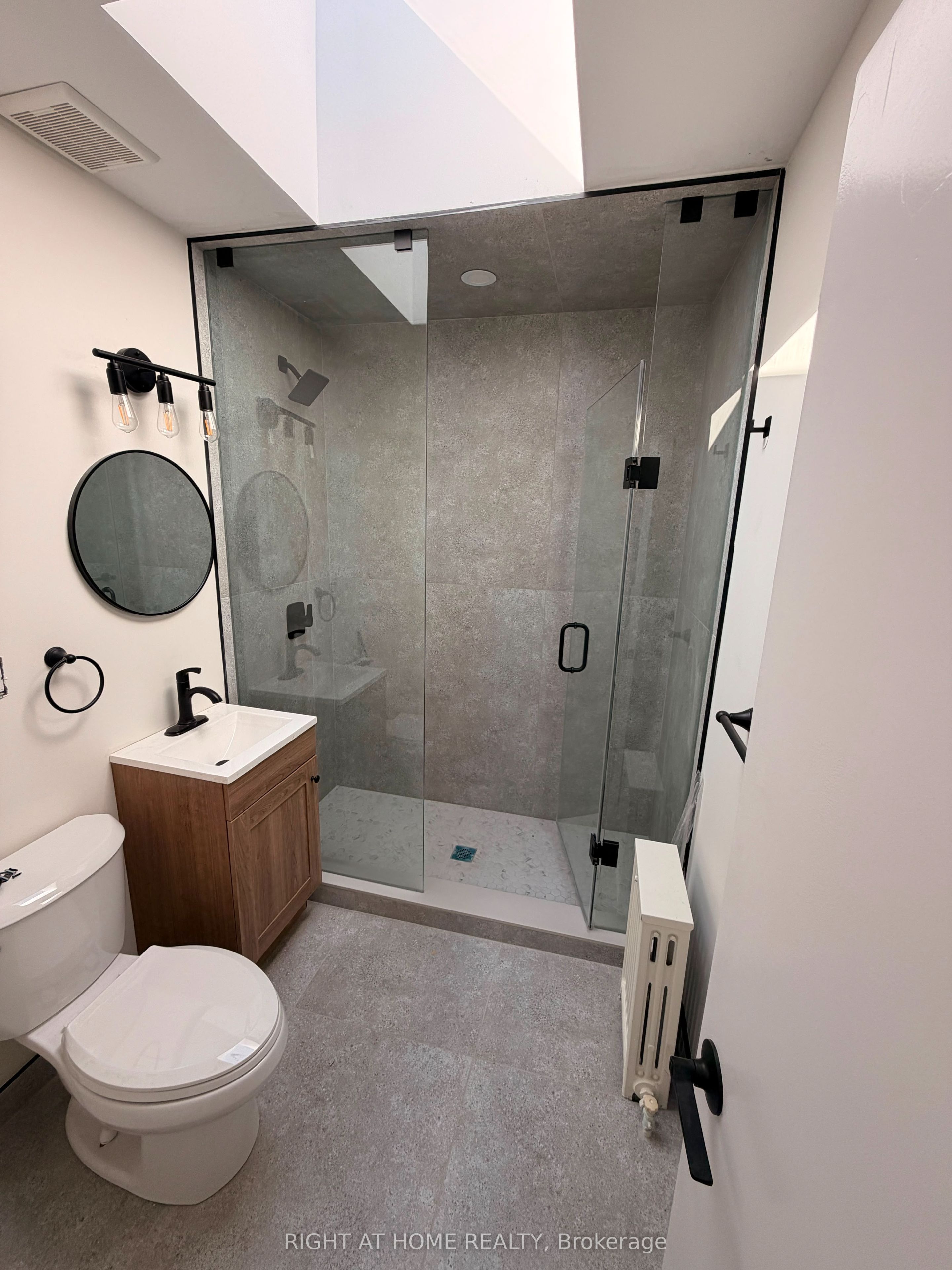 3384 Lake Shore Boulevard W 202, Toronto, ON M8W 1M9 photo 5