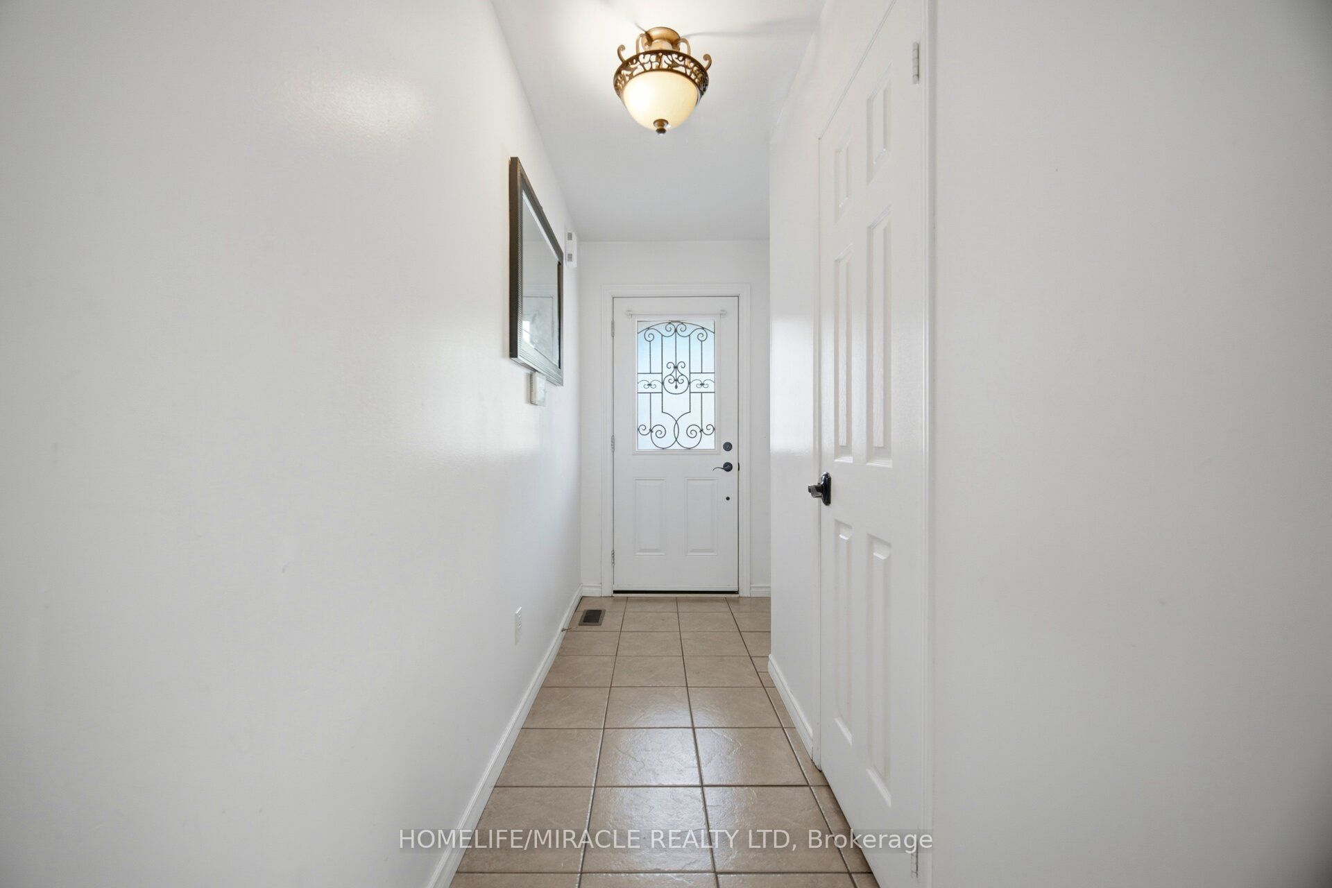 45 Ridgefield Court, Brampton, ON L6P 1B4 photo 5