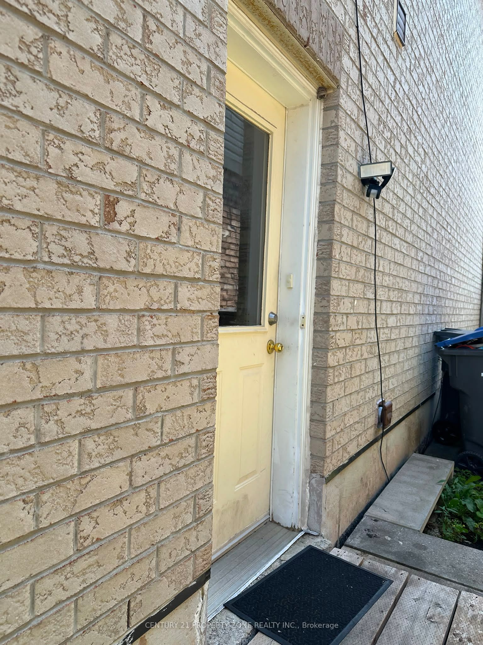 79 Pertosa Drive, Brampton, ON L6X 4W7