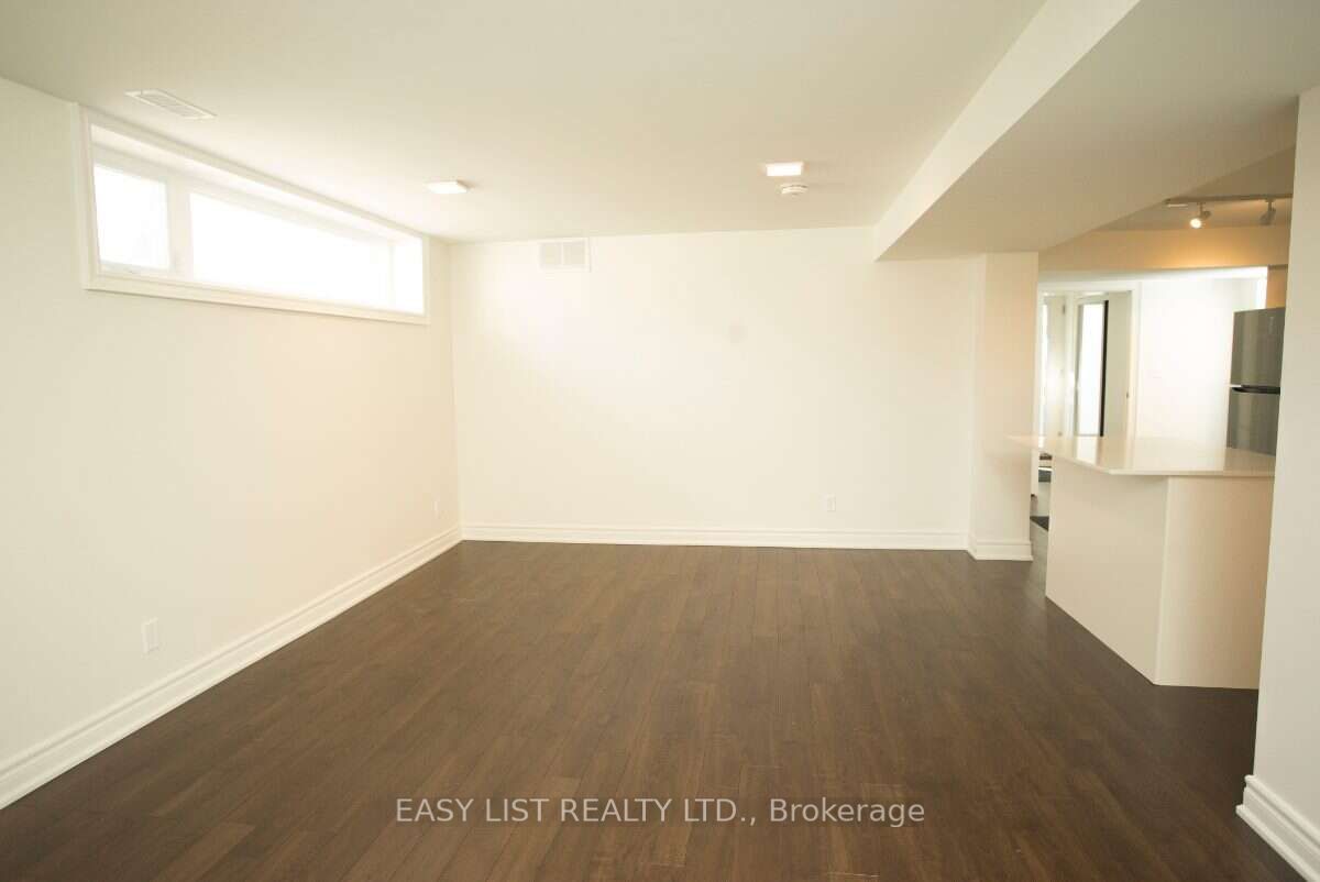 2 Princess Anne Crescent, Toronto, ON M9A 2N8 photo 3