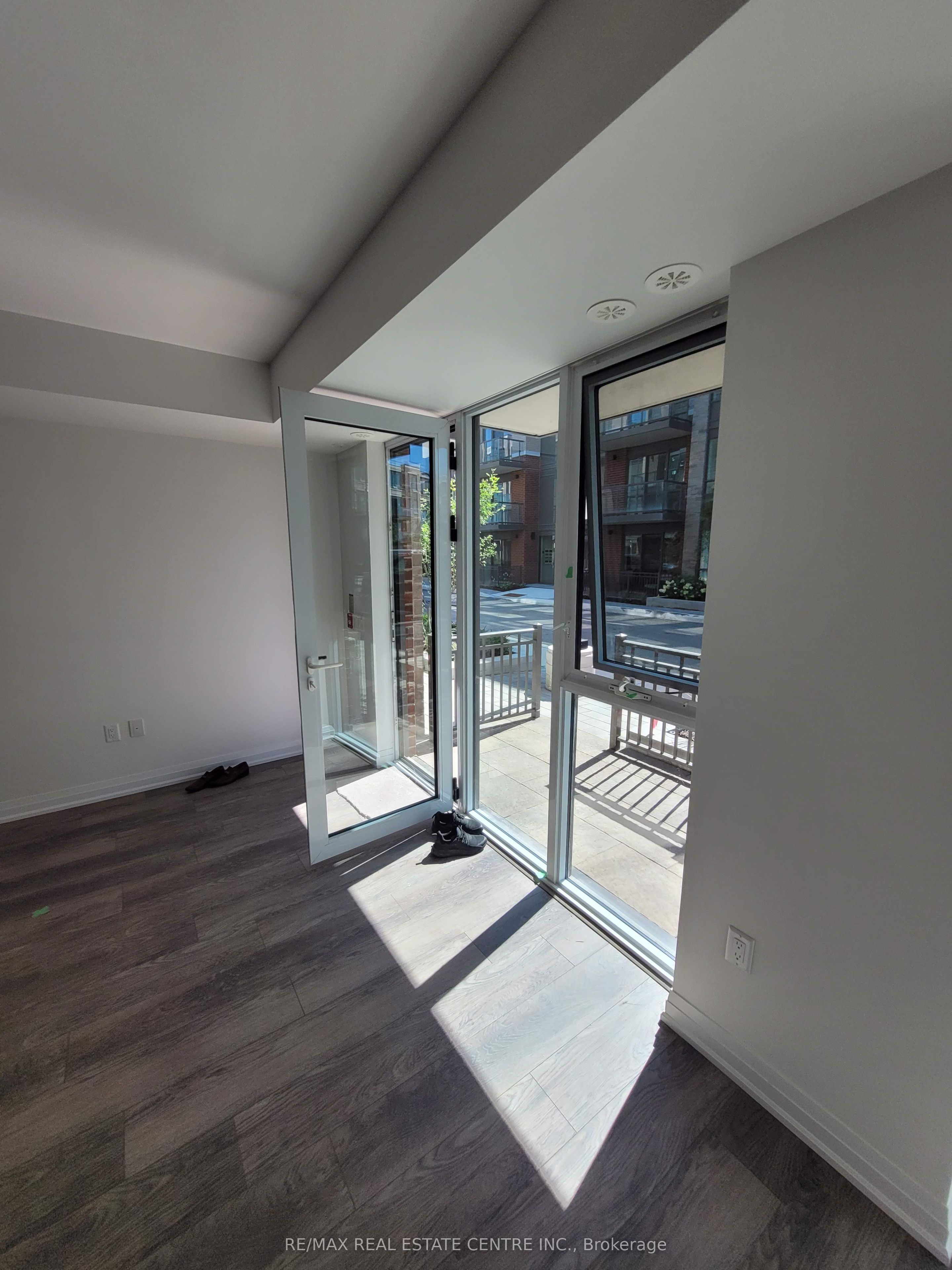 75 Attmar Drive 140, Brampton, ON L6P 0Y6 photo 5