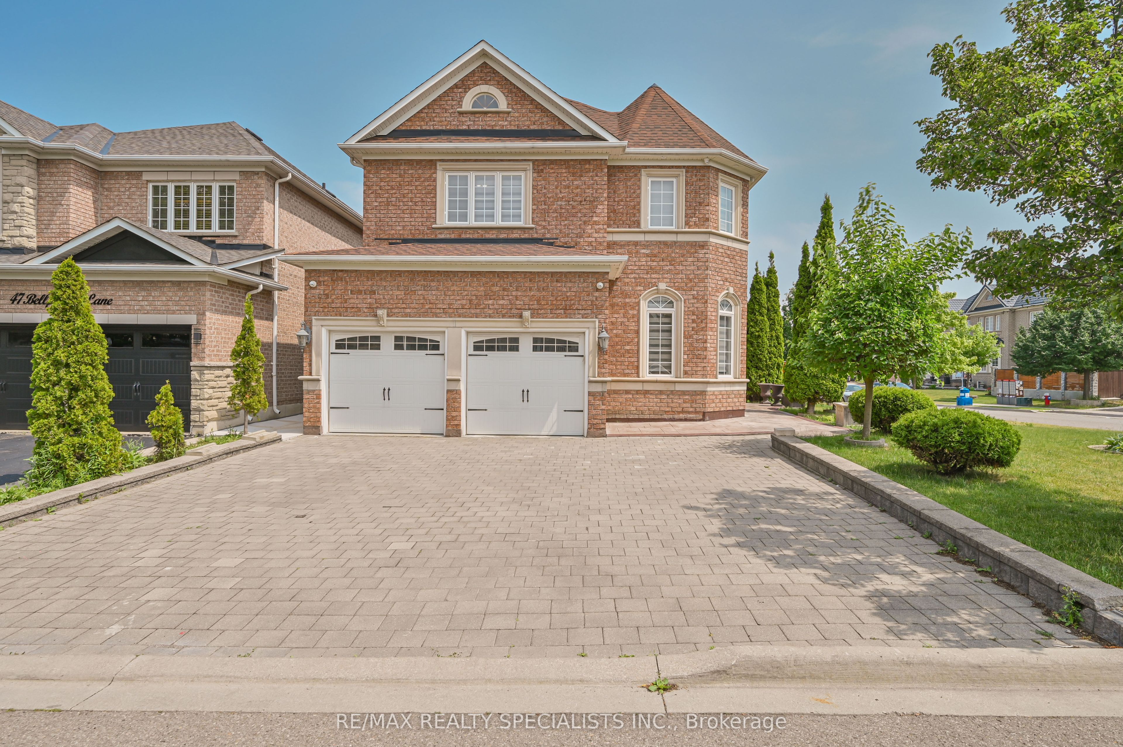 72 Village Lake Crescent BSMT, Brampton, ON L6S 6K1 photo 2
