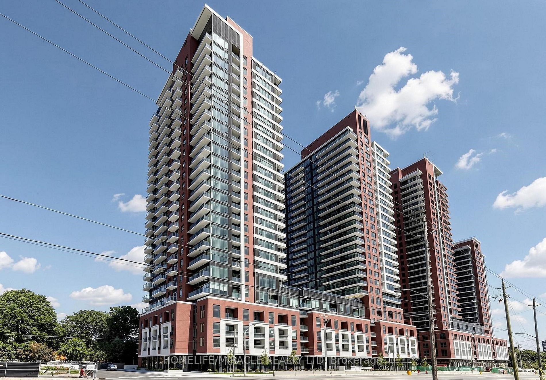 4010 Eglinton Avenue 425, Toronto, ON M9A 0G5