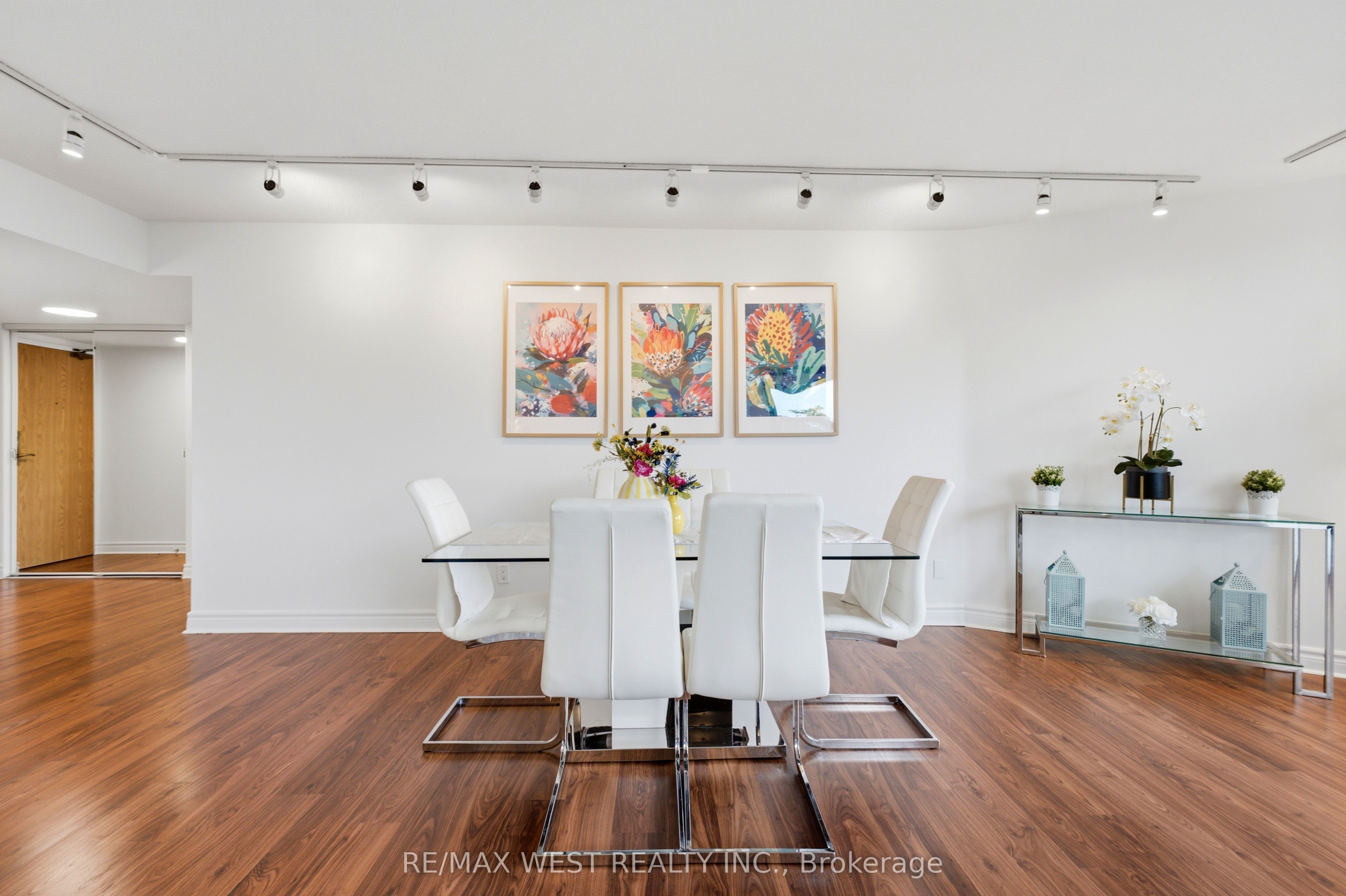 1300 Bloor Street 504, Mississauga, ON L4Y 3Z2 photo 5