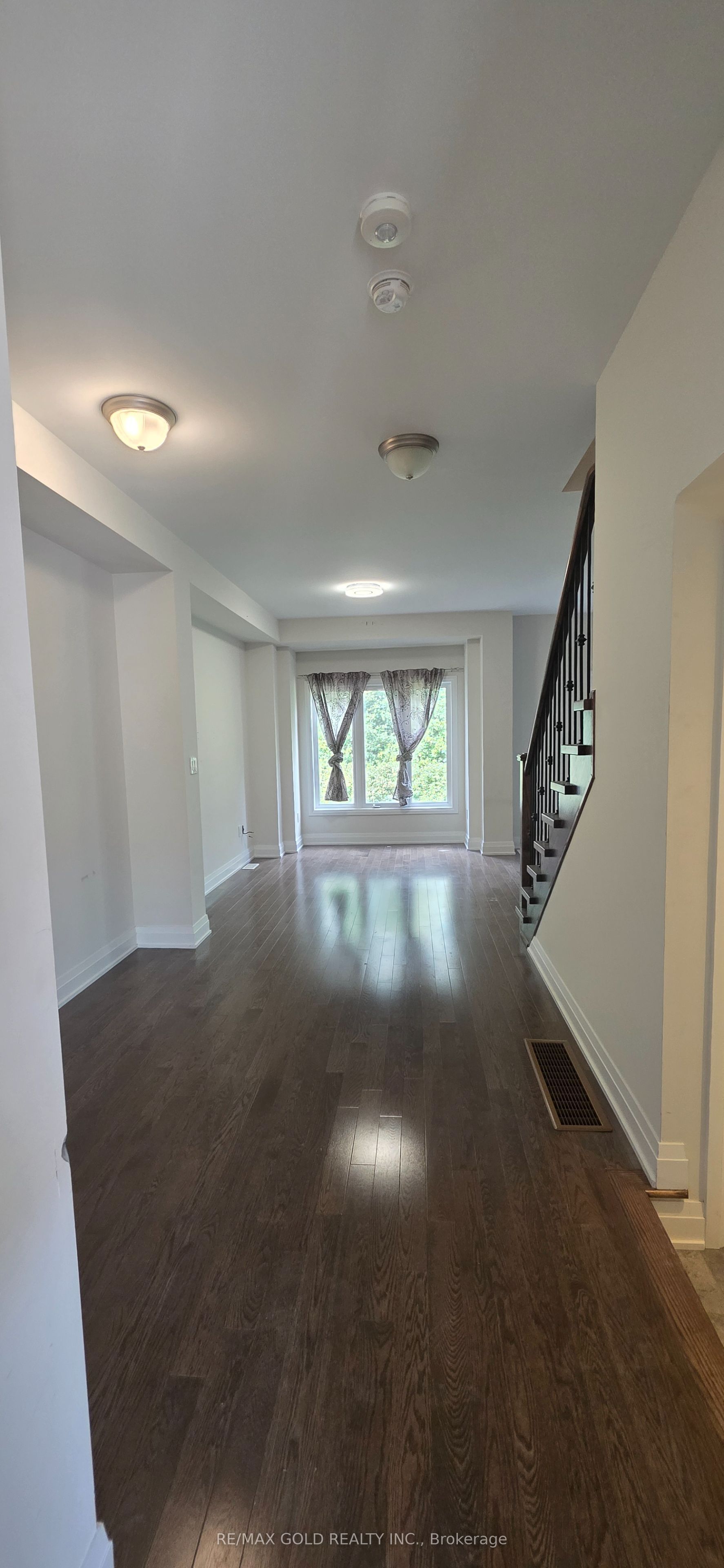 9 Oliana Way, Brampton, ON L6Y 6G8 photo 5