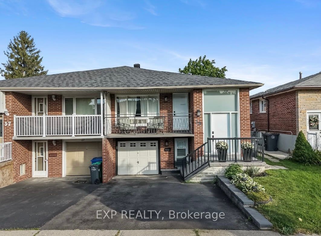 39 Prouse Drive, Brampton, ON L6V 3A3