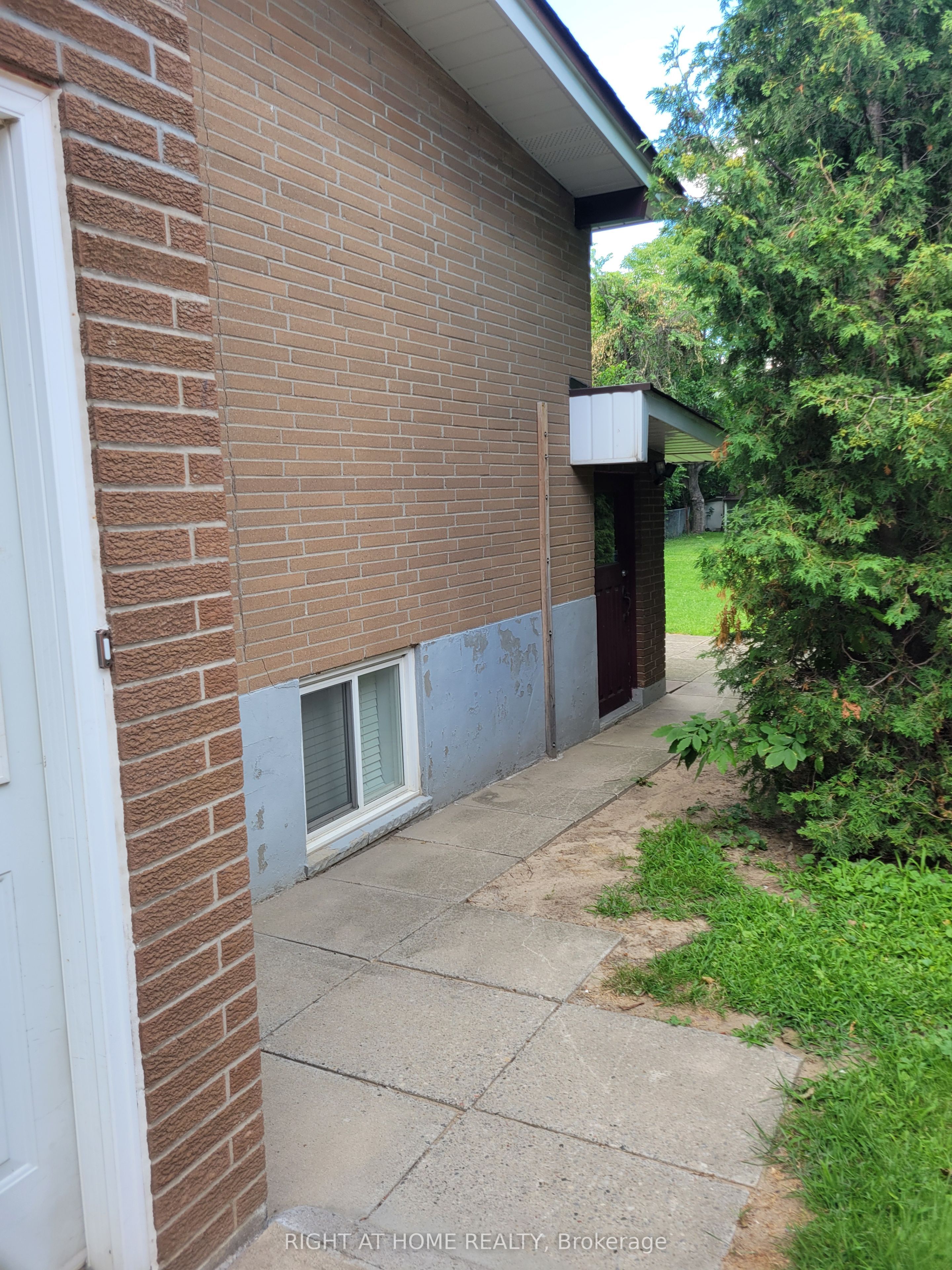 2575 Argyle Road, Mississauga, ON L5B 1V4 photo 3
