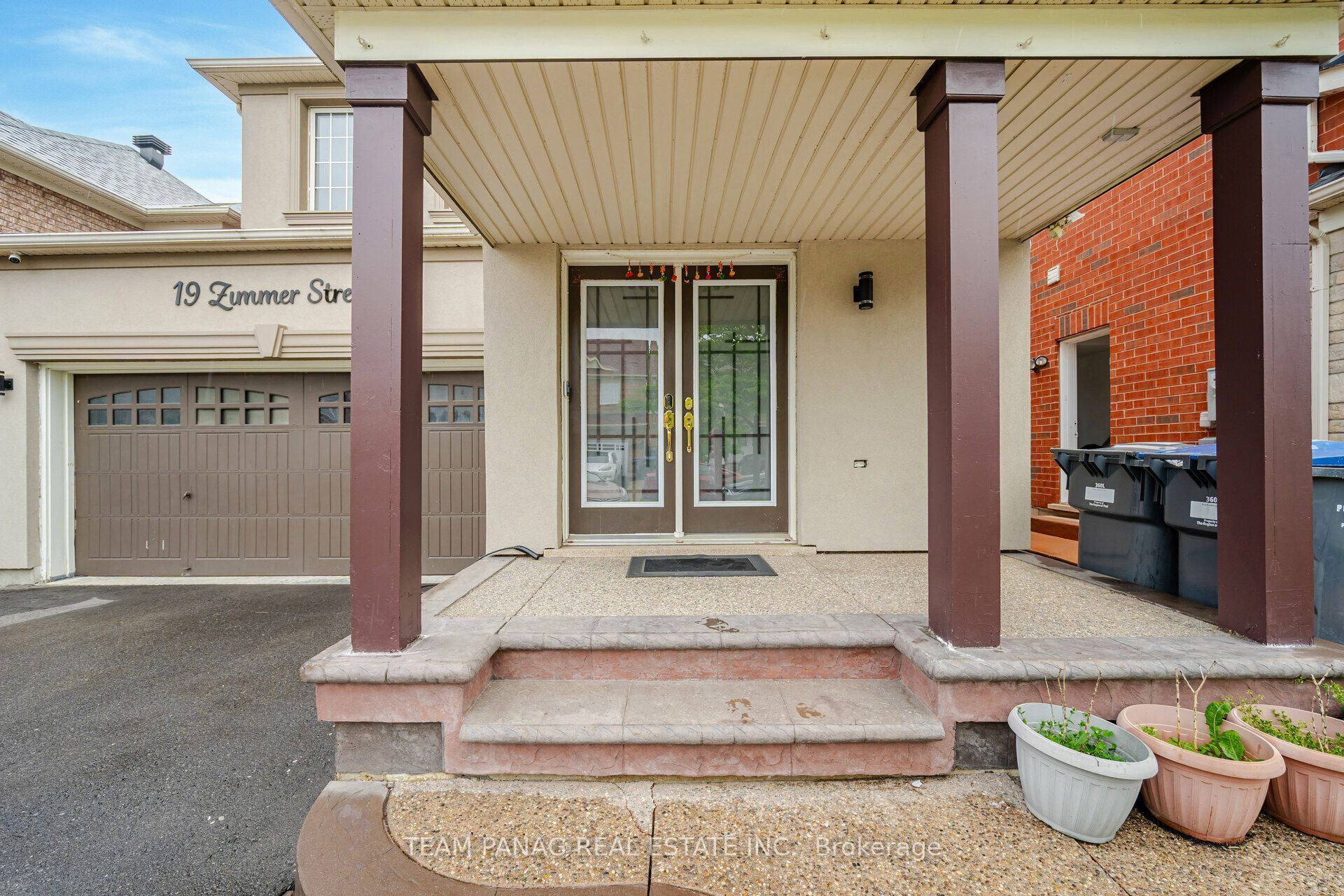 19 Zimmer Street, Brampton, ON L6S 6L3 photo 5