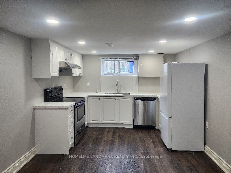 2042 Constance Drive, Oakville, ON L6J 2V5 photo 3