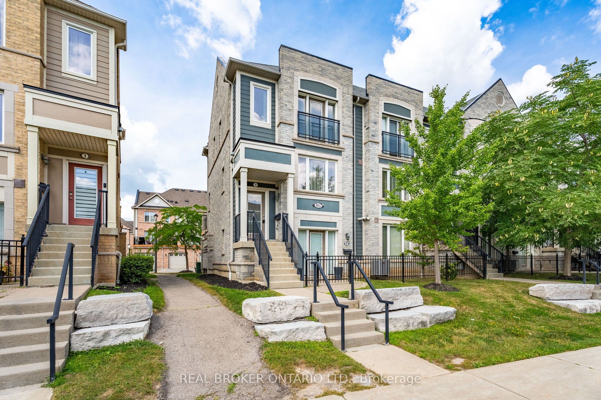3015 Destination Drive 9, Mississauga, ON L5M 0P3